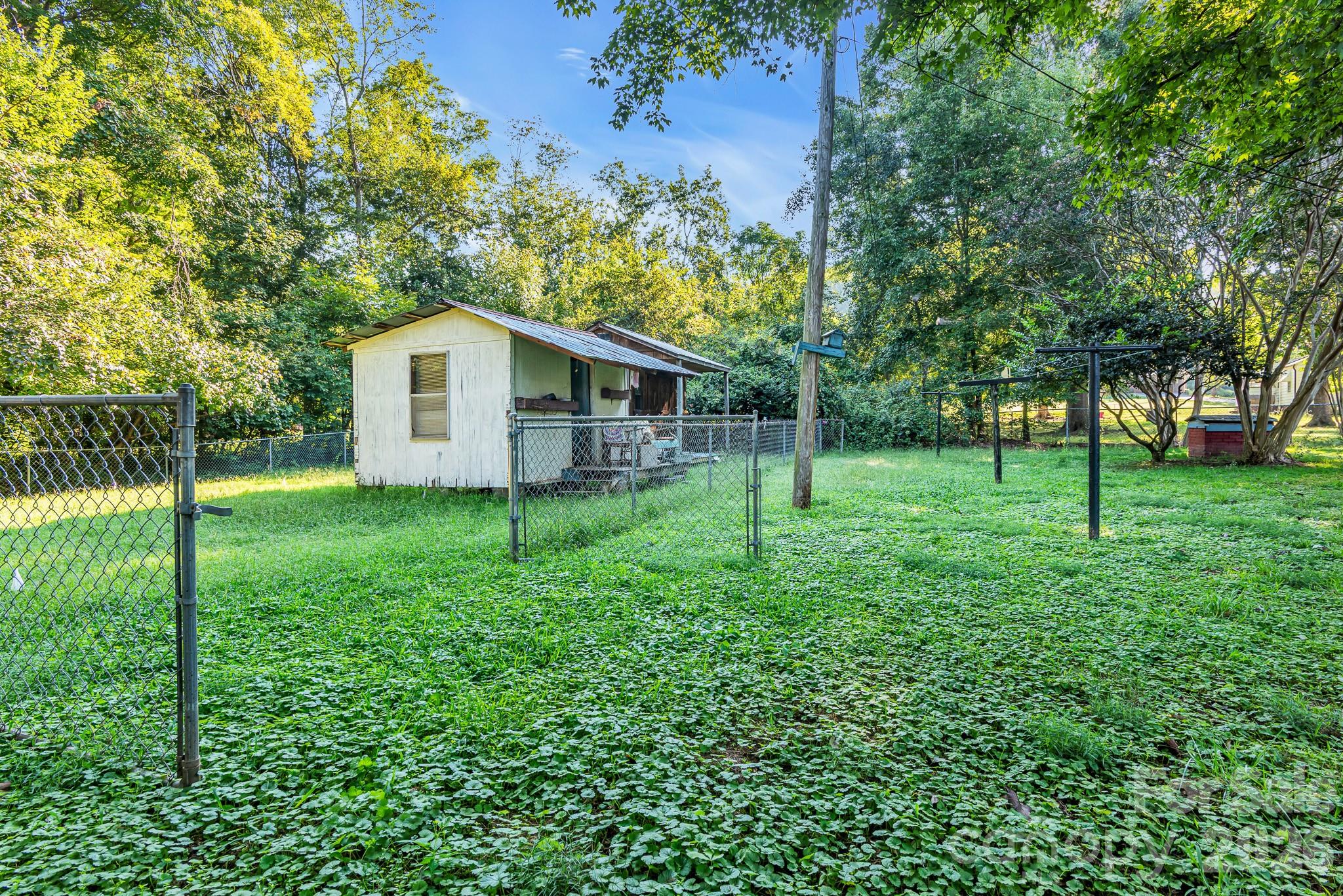344 Owens Road — Lexington