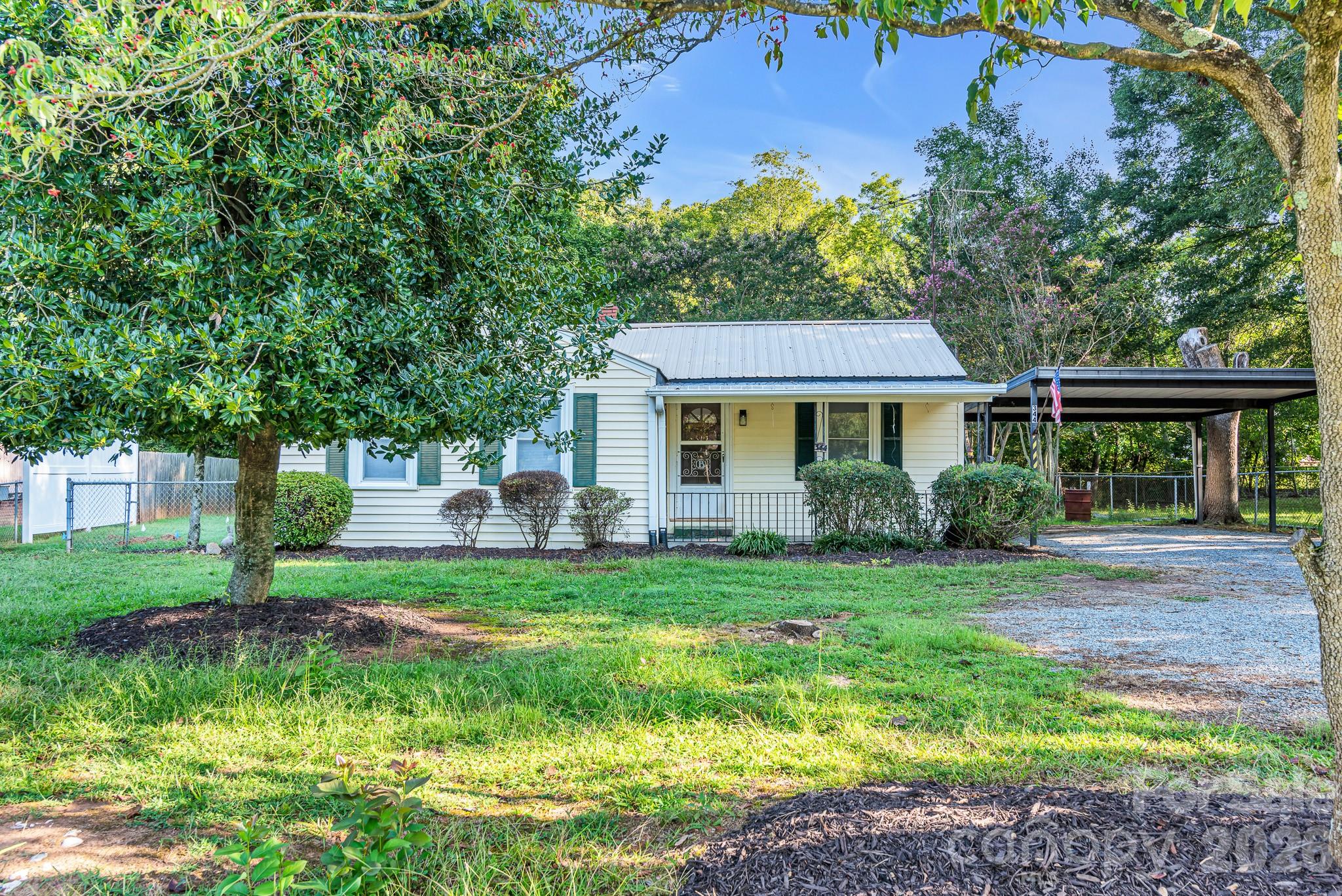 344 Owens Road — Lexington