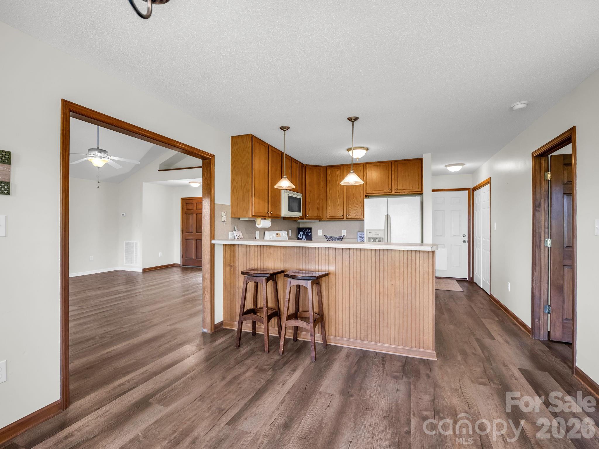 485 Mountain Lookout Drive — Bostic