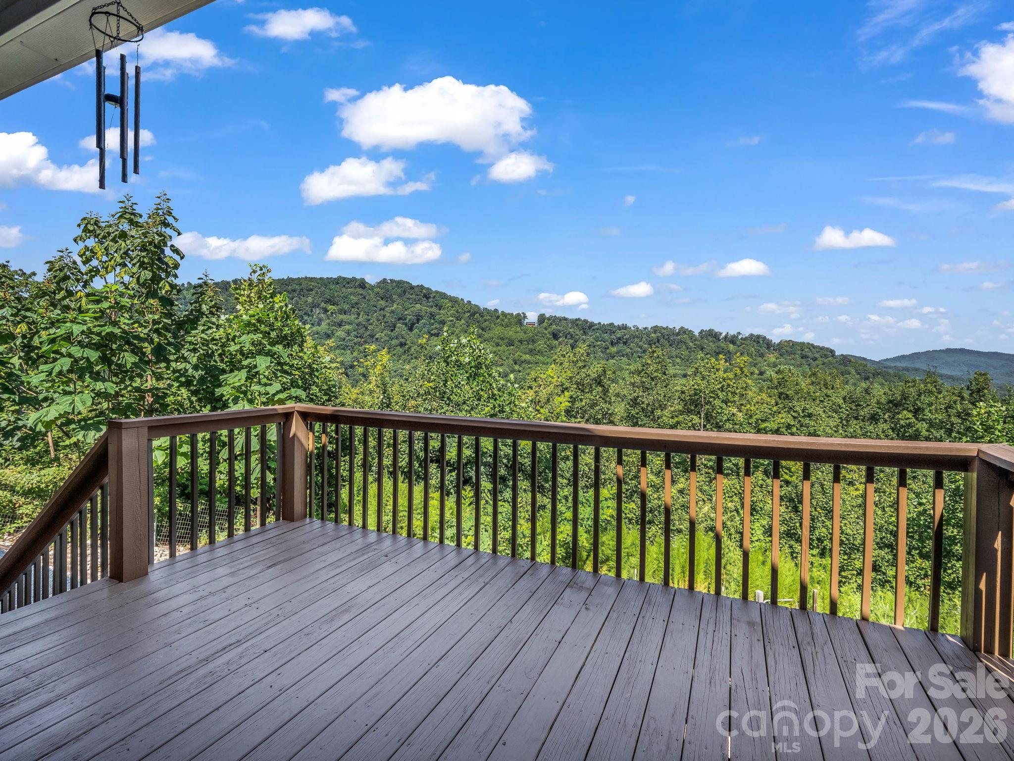 485 Mountain Lookout Drive — Bostic