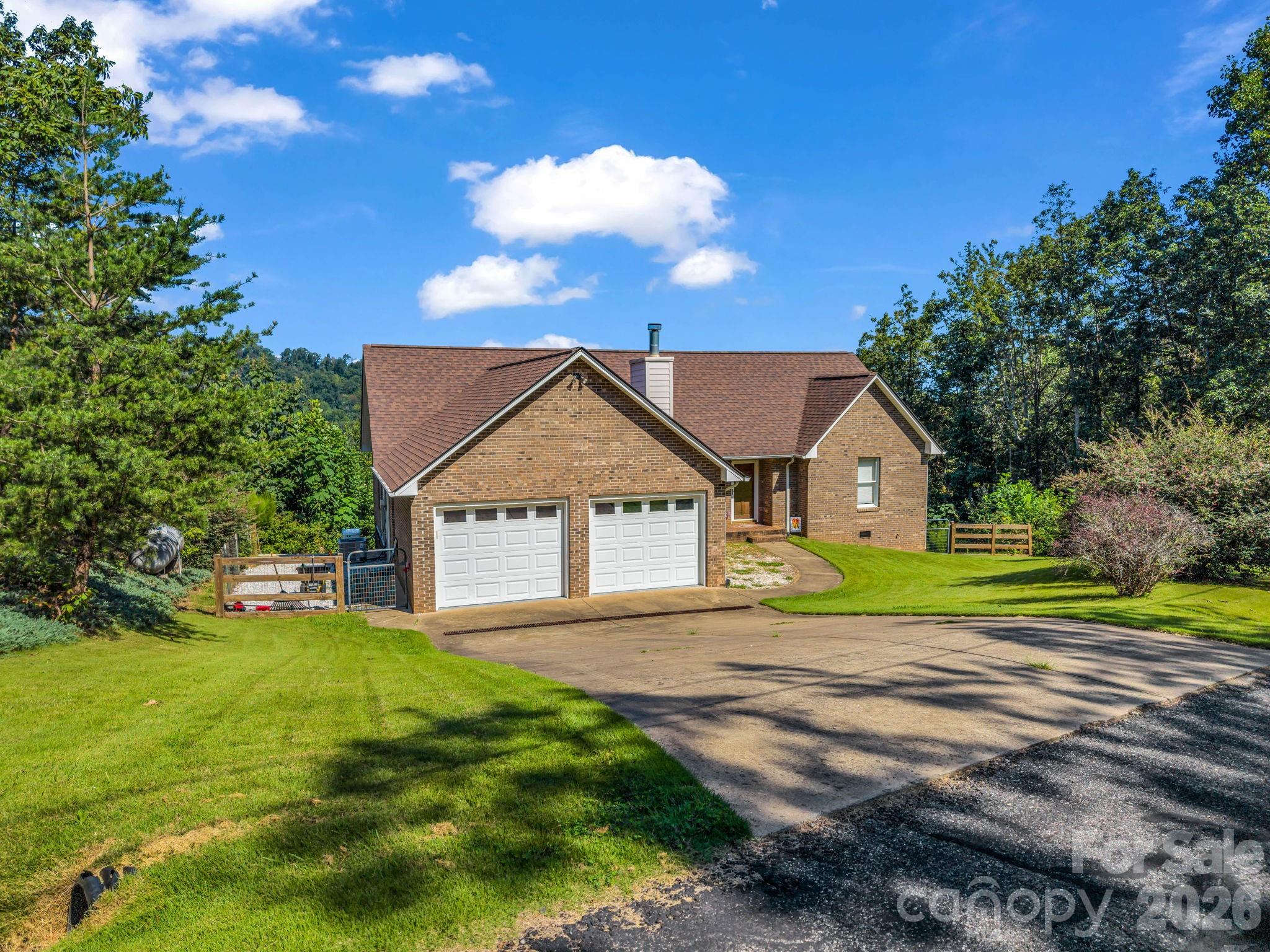 485 Mountain Lookout Drive — Bostic
