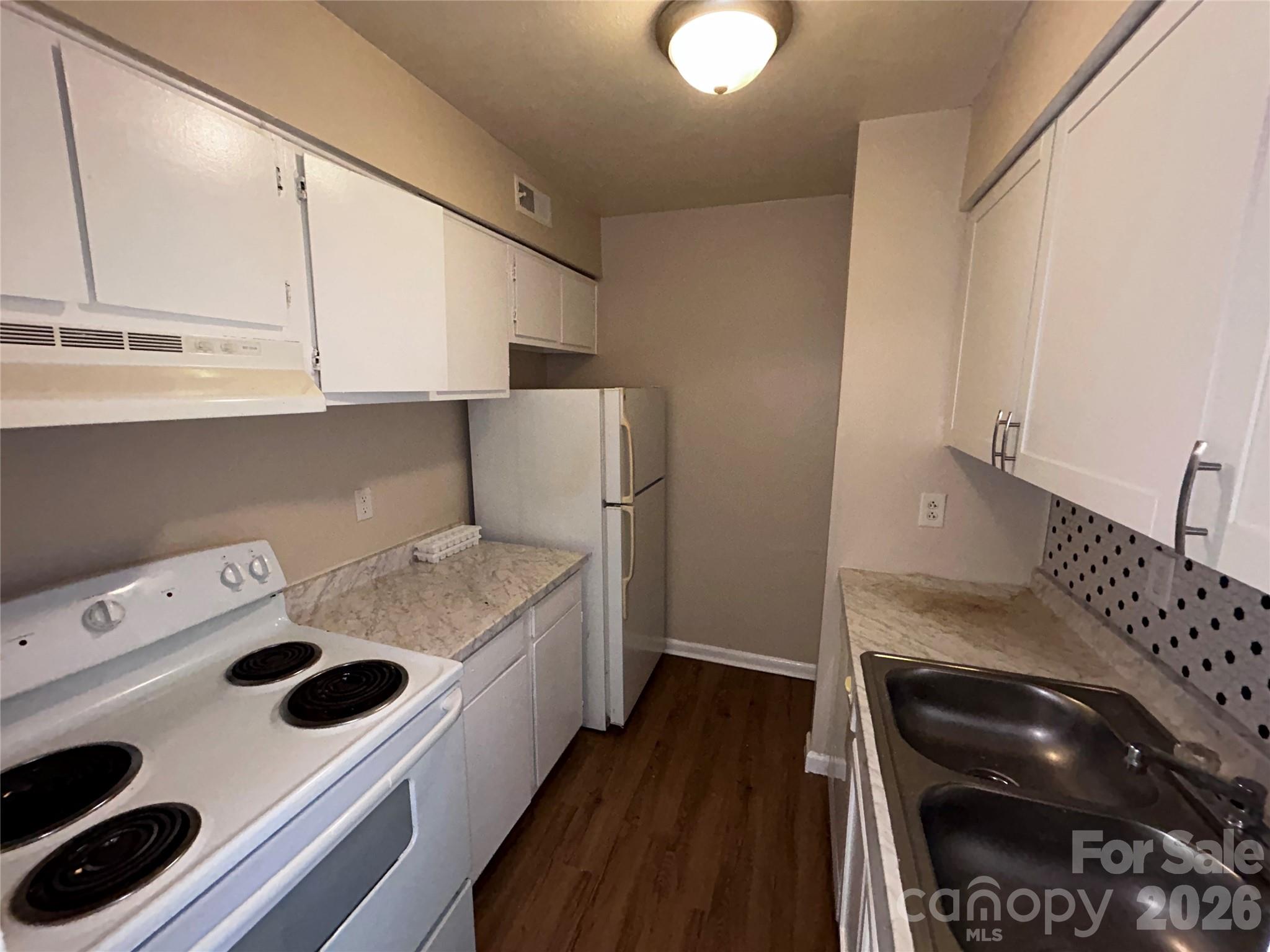 419 Orchard Trace Lane — Charlotte