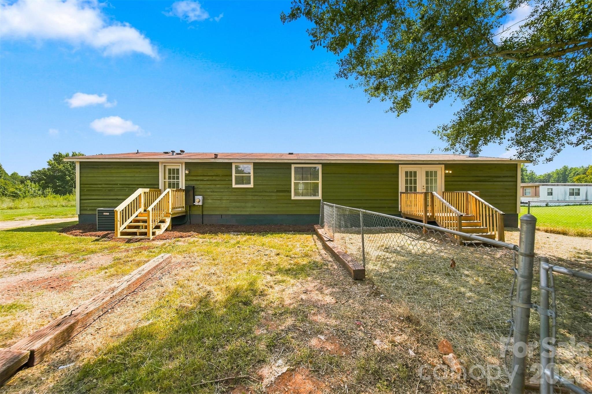 2430 Nixon Drive — Shelby