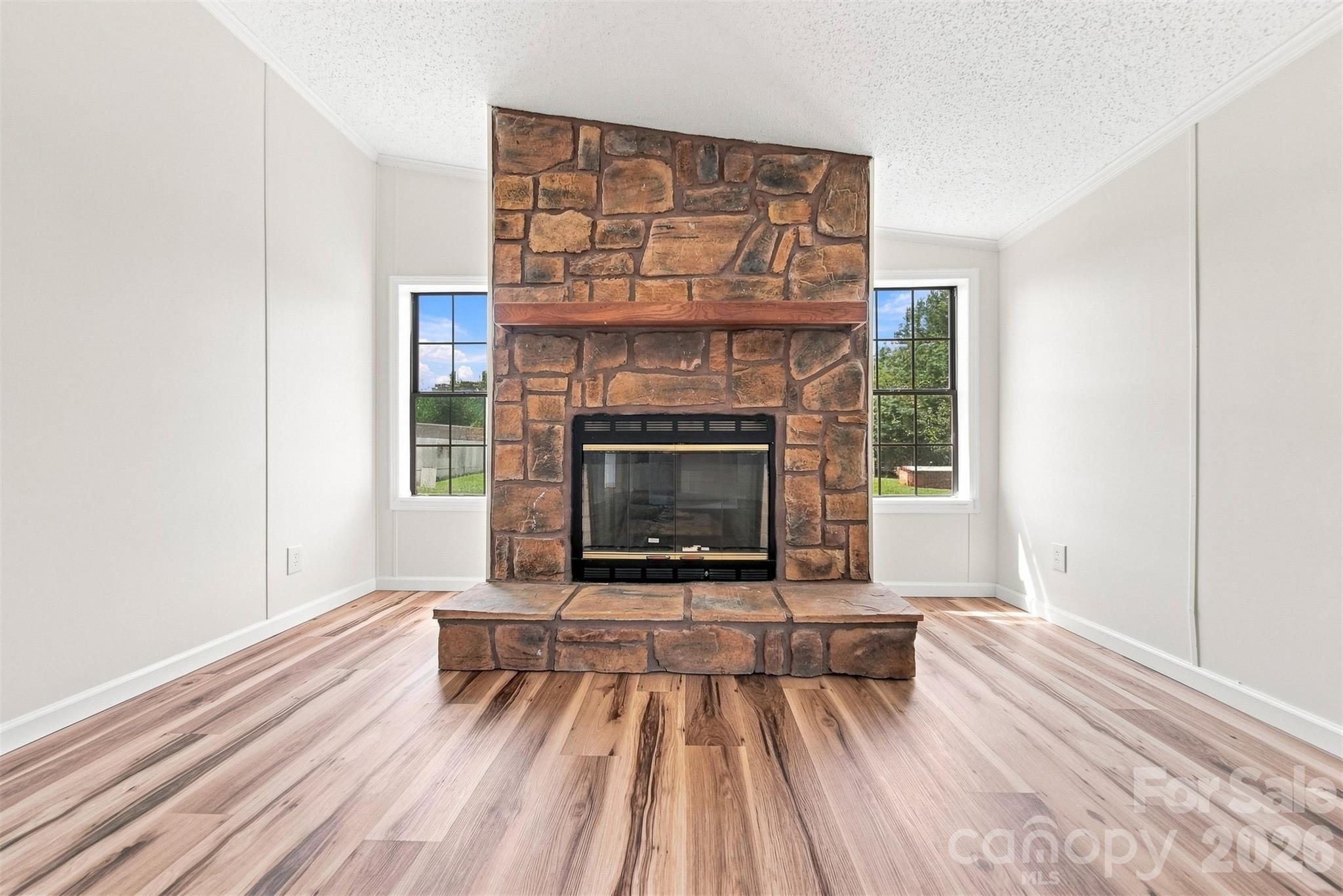 2430 Nixon Drive — Shelby