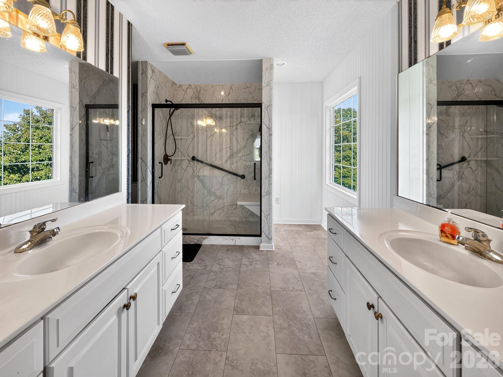 1186 Morningstar Lake Road — Forest City