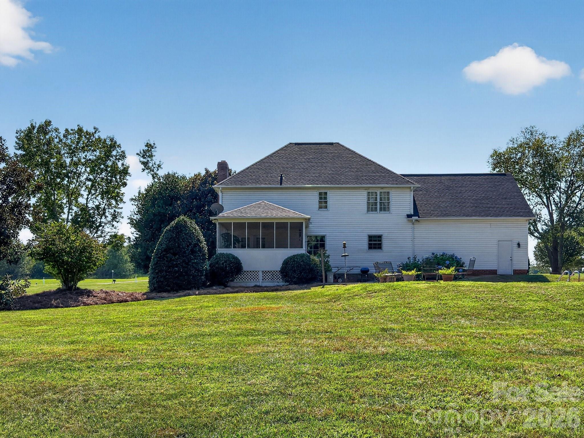 1186 Morningstar Lake Road — Forest City