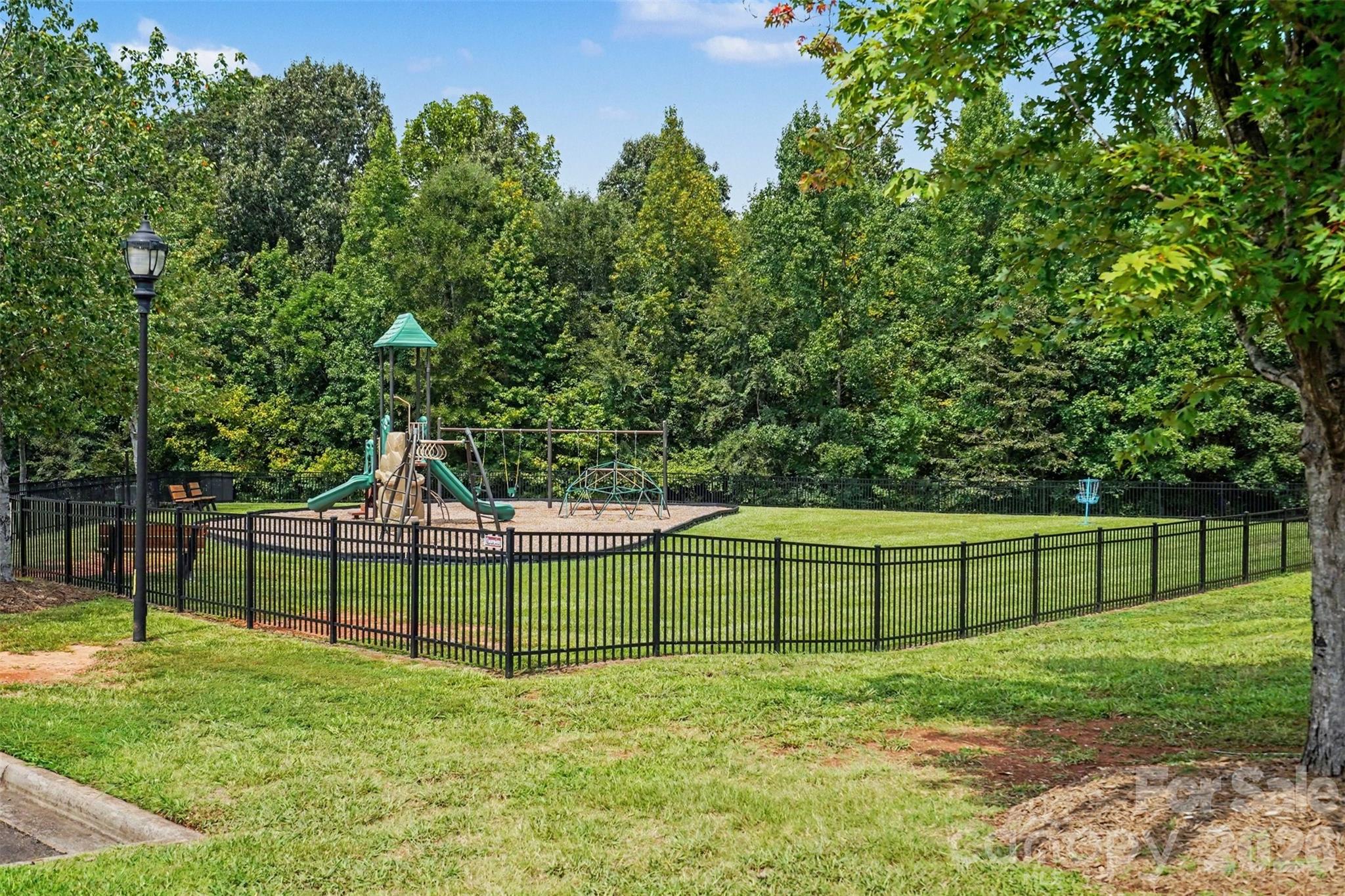 3604 Exbury Gardens Drive — Waxhaw