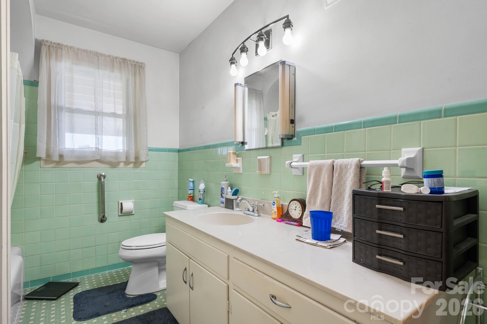 3962 Startown Road — Newton