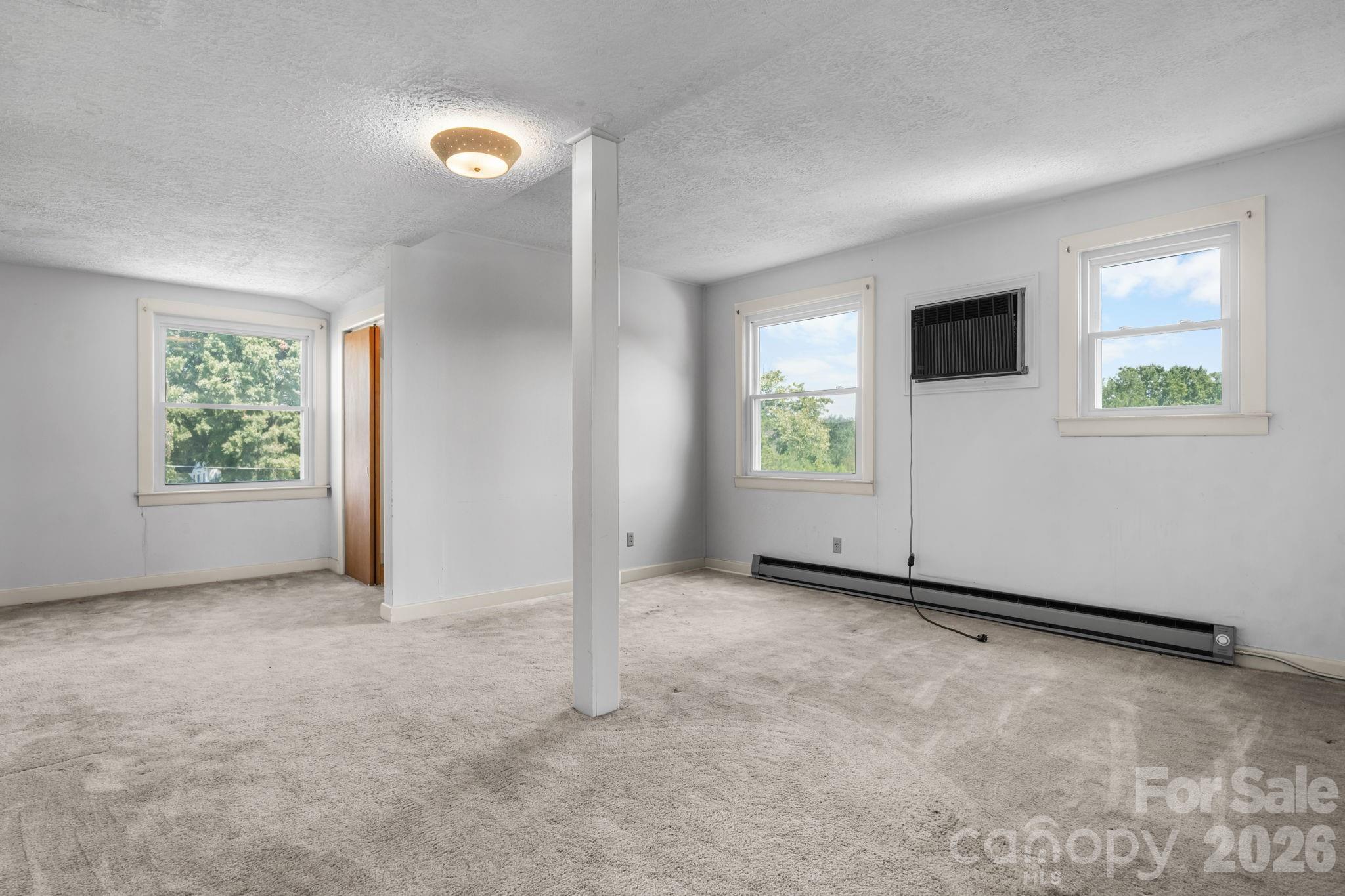 3962 Startown Road — Newton