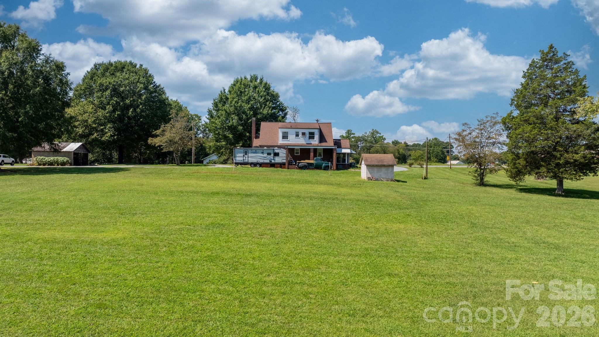 3962 Startown Road — Newton