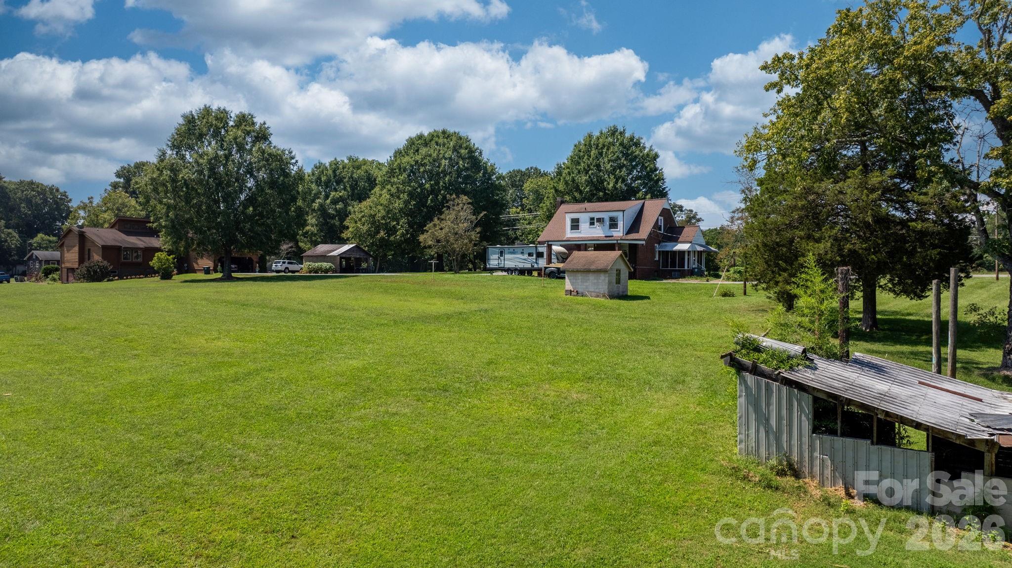 3962 Startown Road — Newton