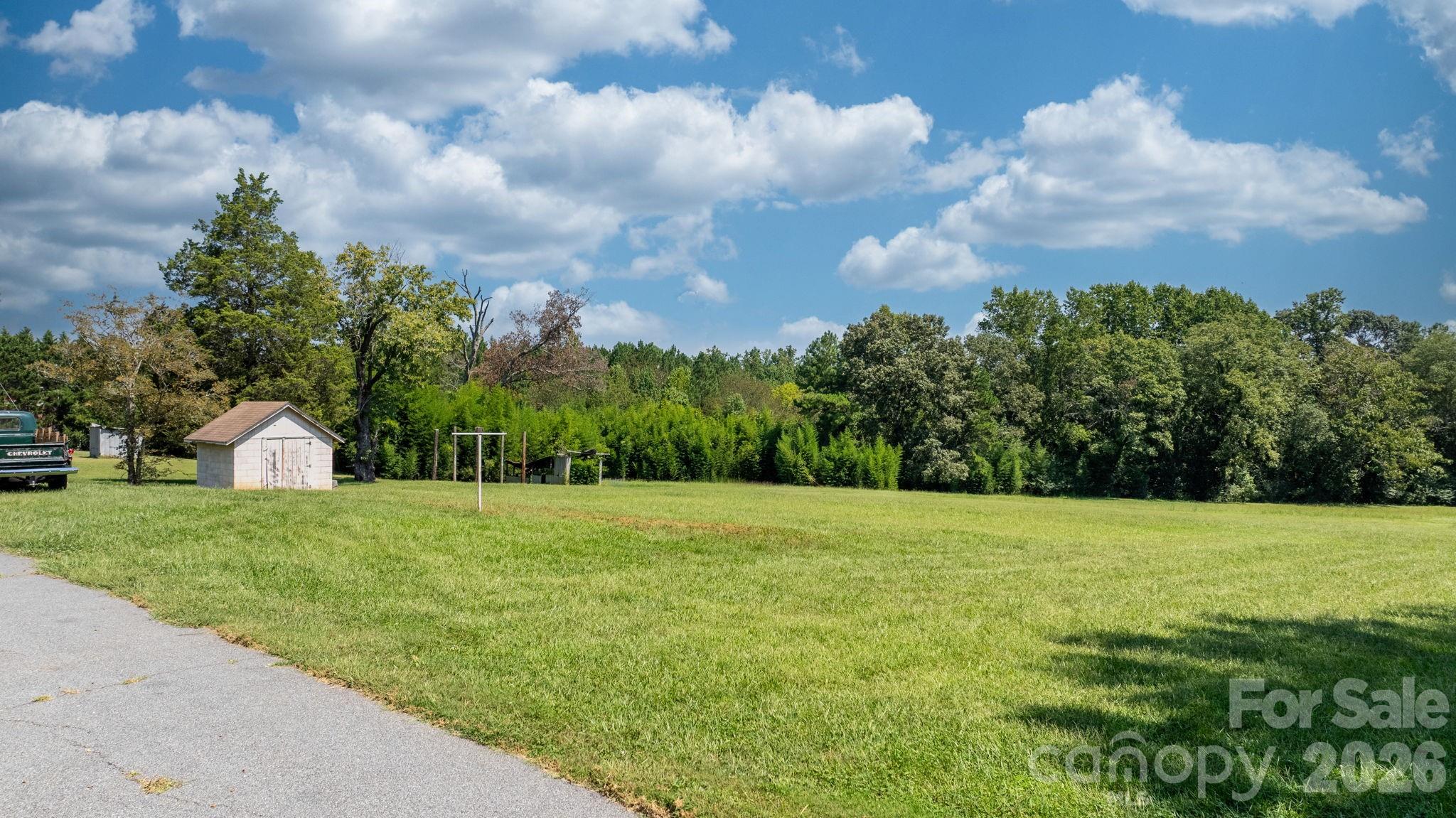 3962 Startown Road — Newton