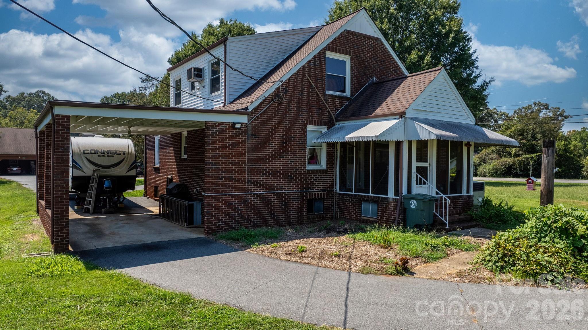 3962 Startown Road — Newton