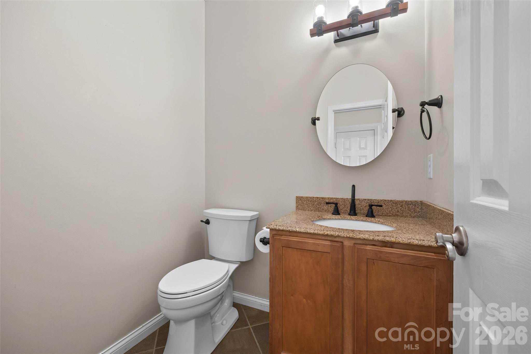 1823 Montague Road — Clover
