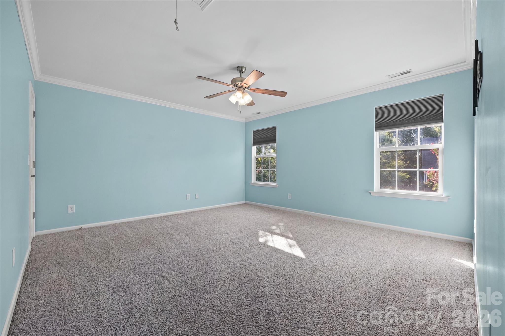 1823 Montague Road — Clover