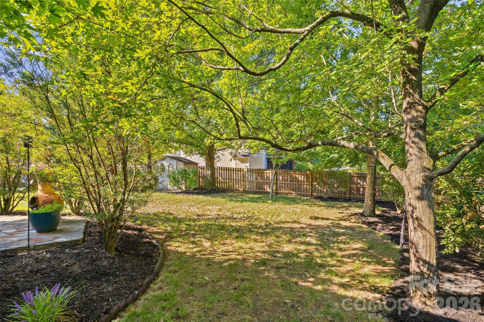 1823 Montague Road — Clover
