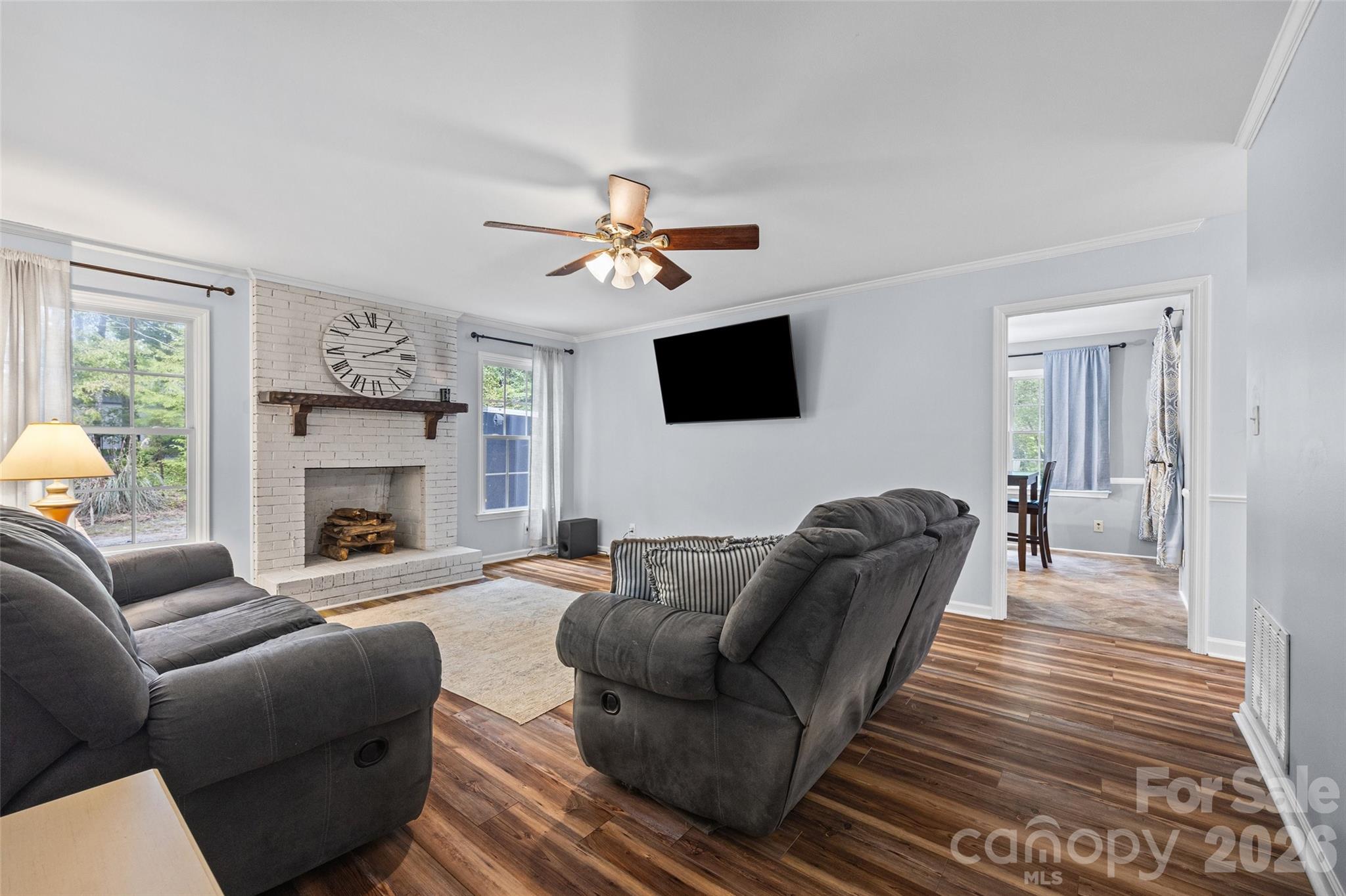 6764 Laney Road — Lancaster