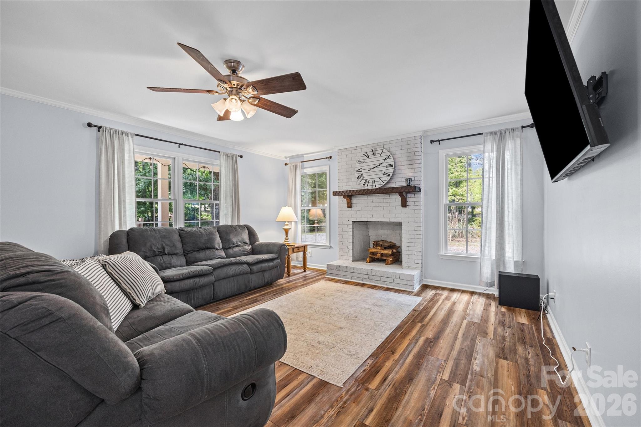 6764 Laney Road — Lancaster