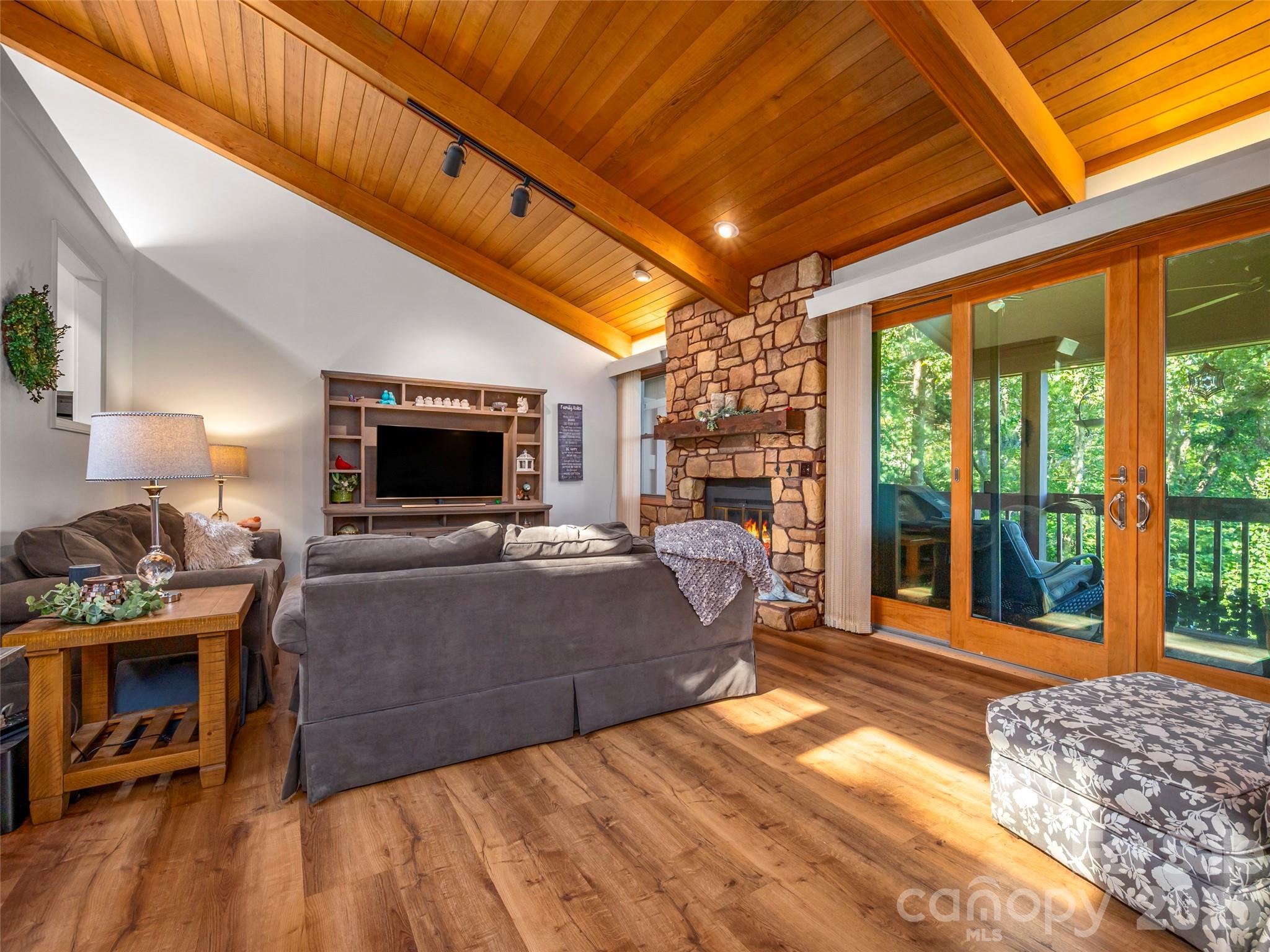 58 Timbertop Lane — Etowah