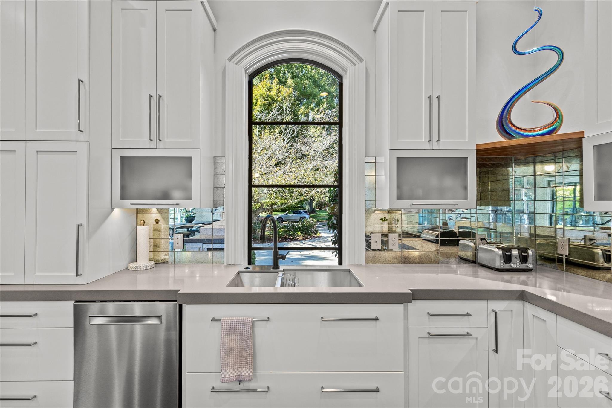 727 Colville Road — Charlotte