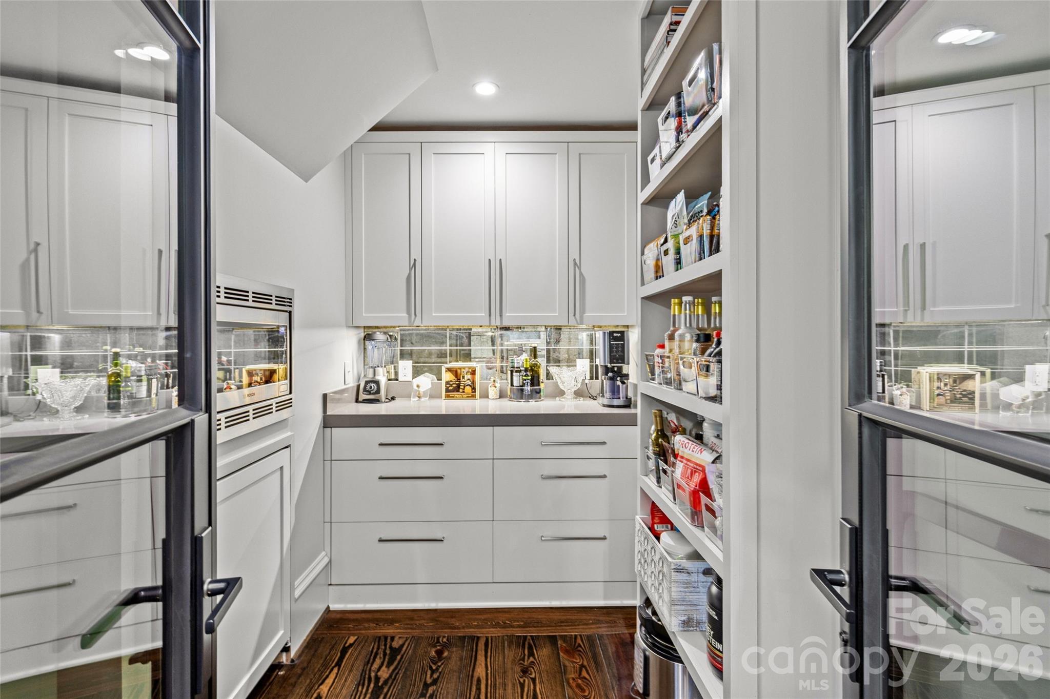 727 Colville Road — Charlotte