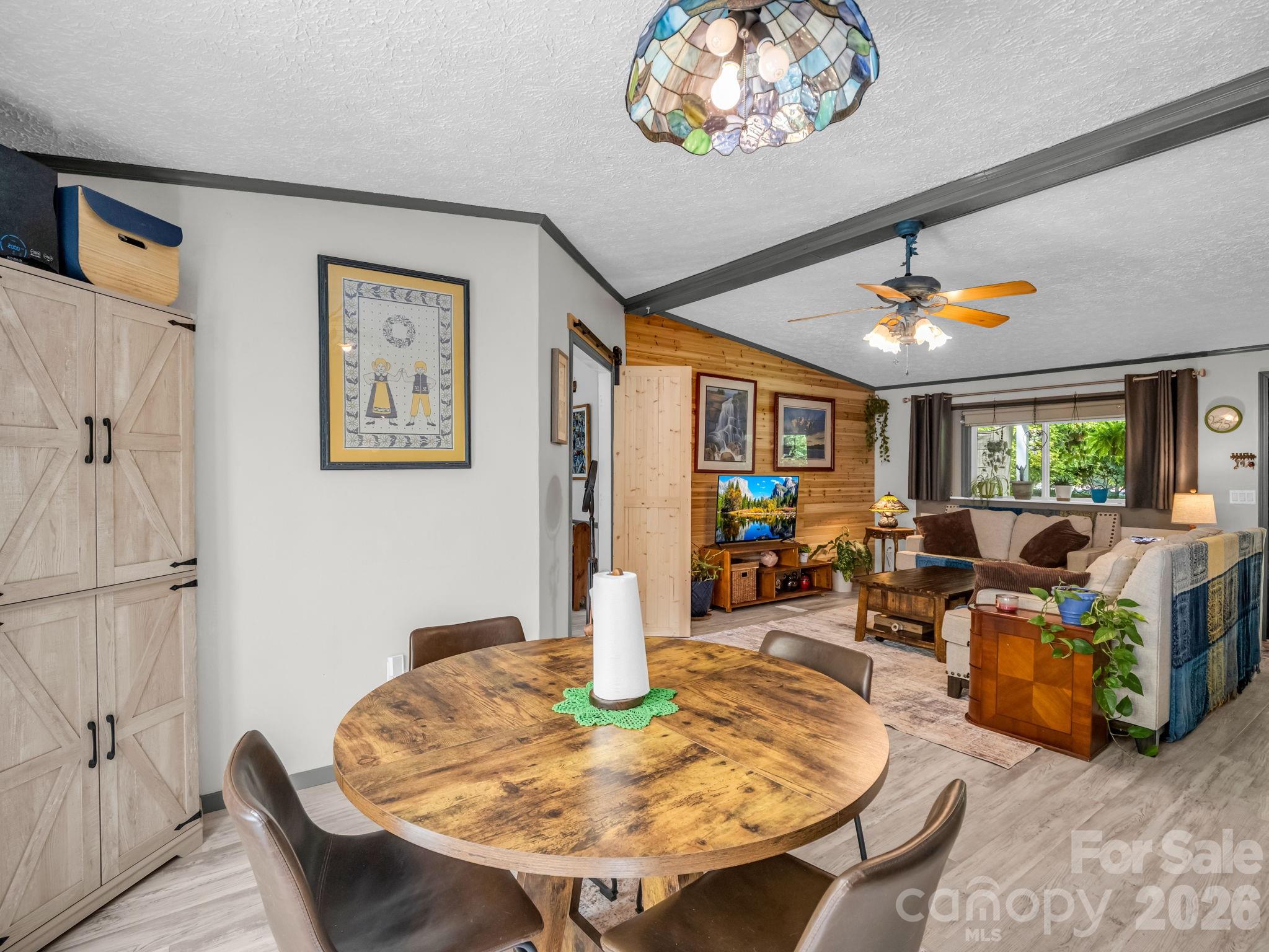 14 Old Possum Holler Road — Hendersonville