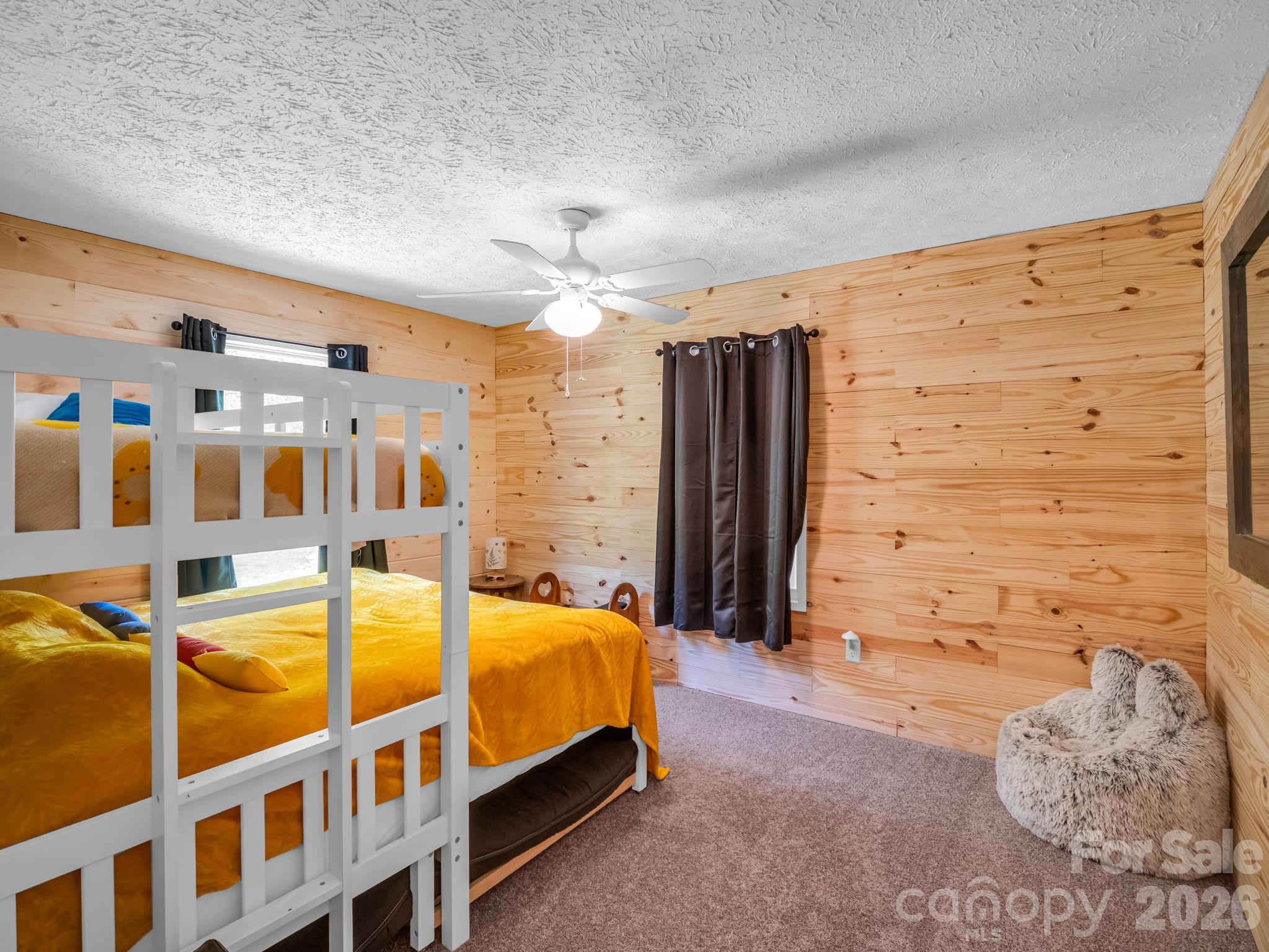 14 Old Possum Holler Road — Hendersonville