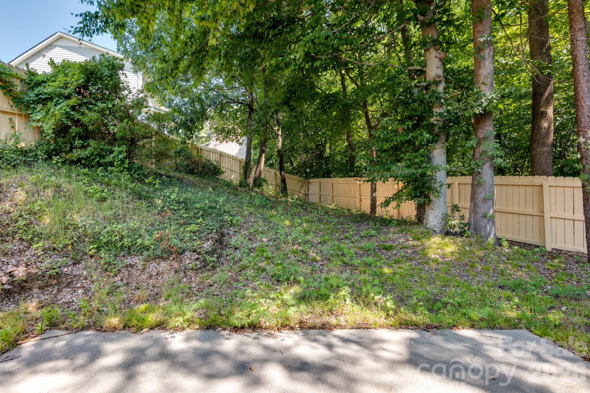 7917 Pebbleridge Drive — Charlotte