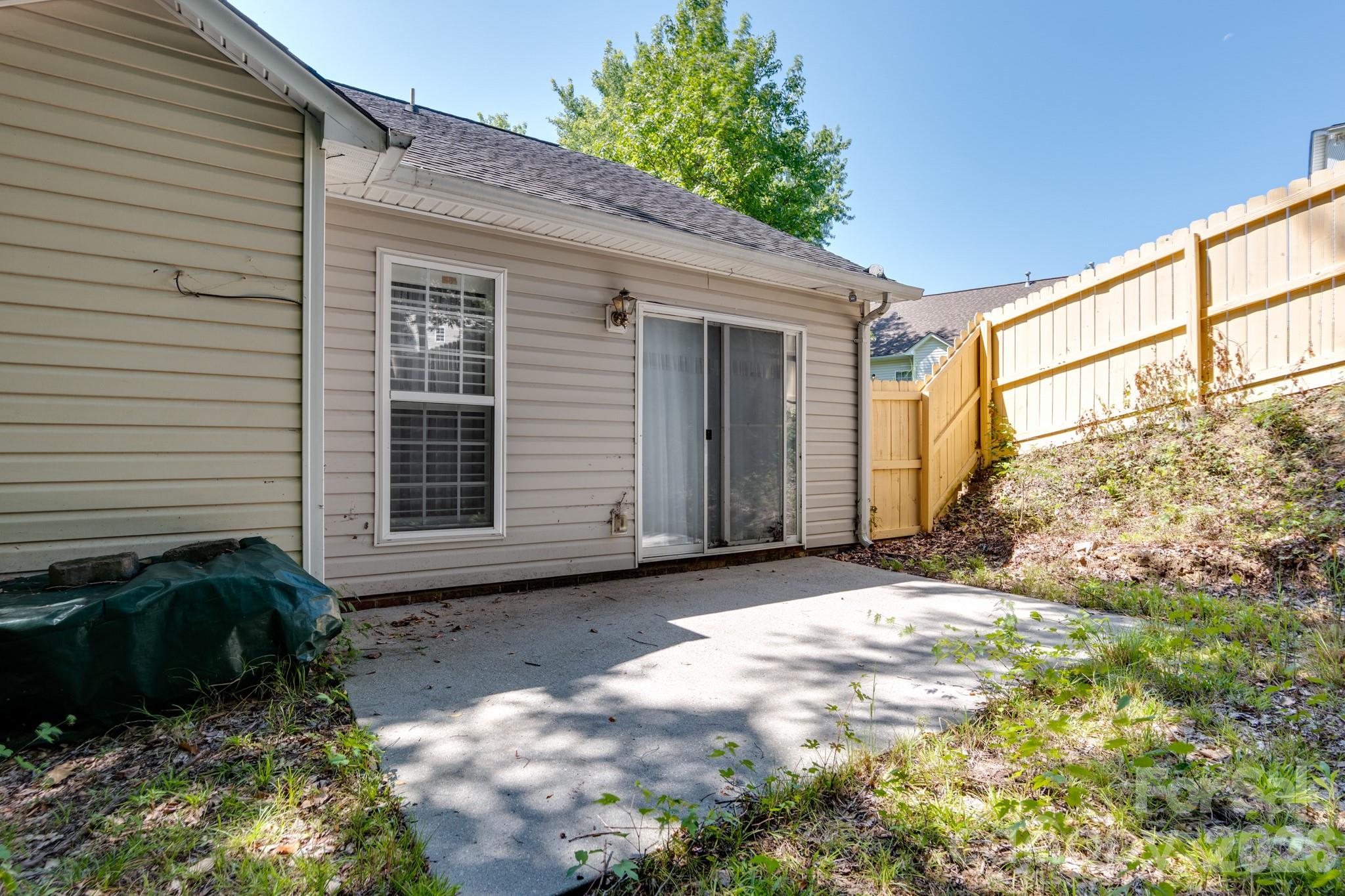 7917 Pebbleridge Drive — Charlotte
