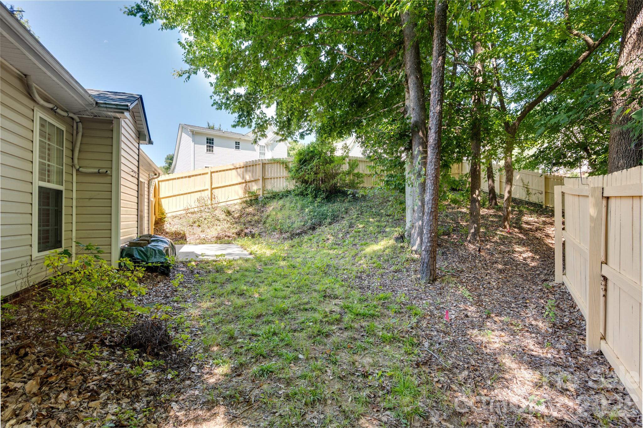 7917 Pebbleridge Drive — Charlotte