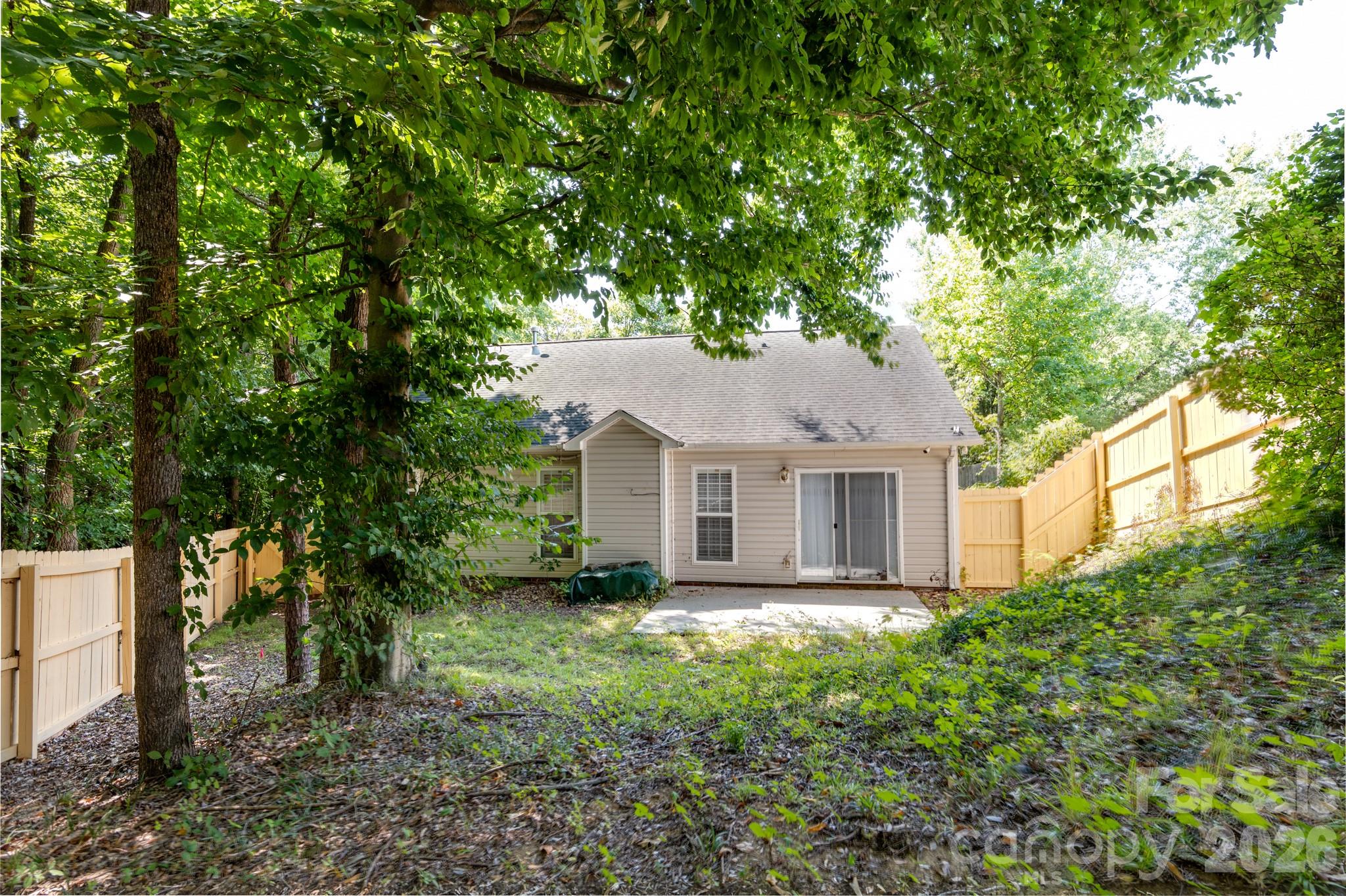 7917 Pebbleridge Drive — Charlotte
