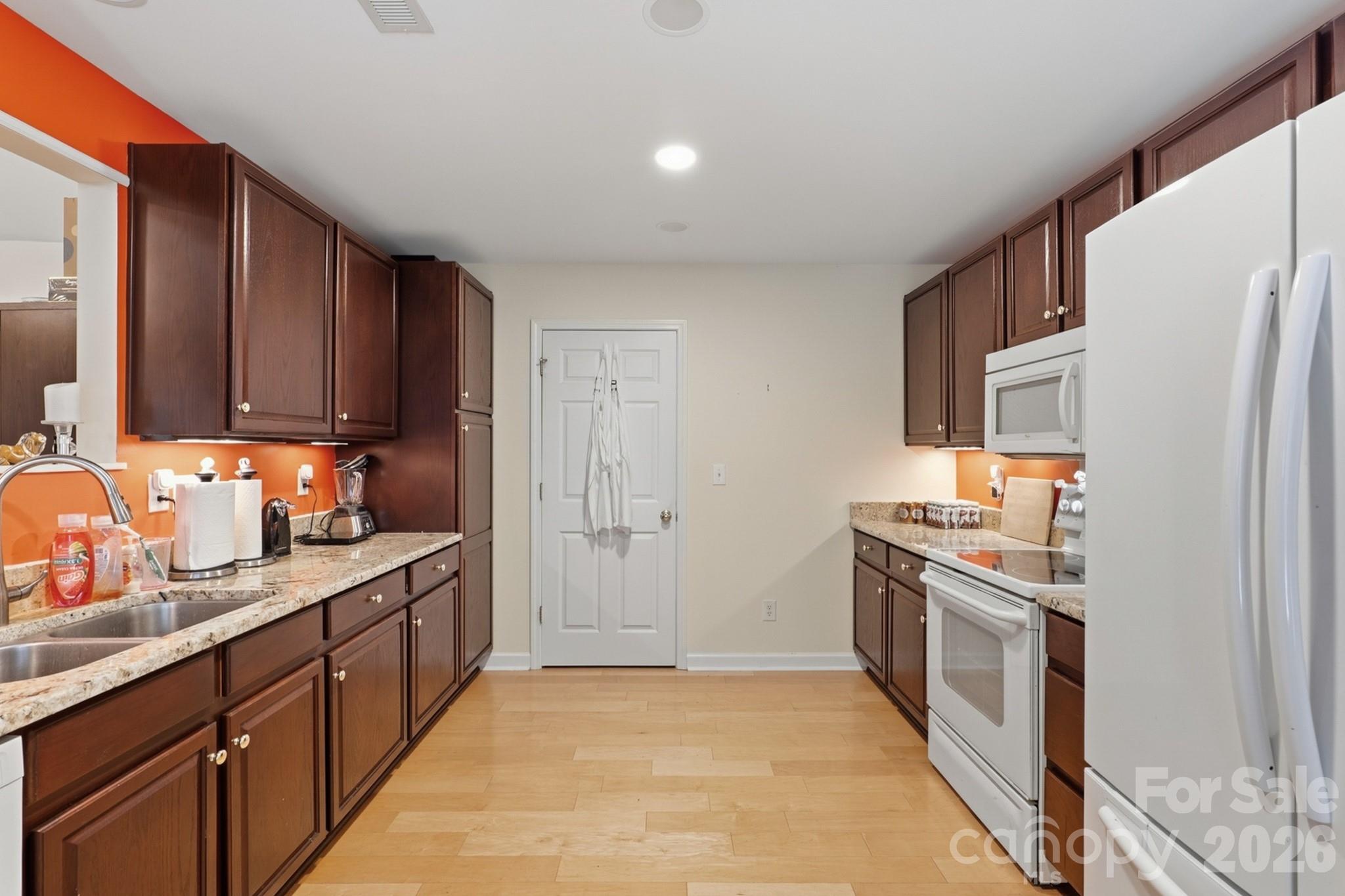 7917 Pebbleridge Drive — Charlotte