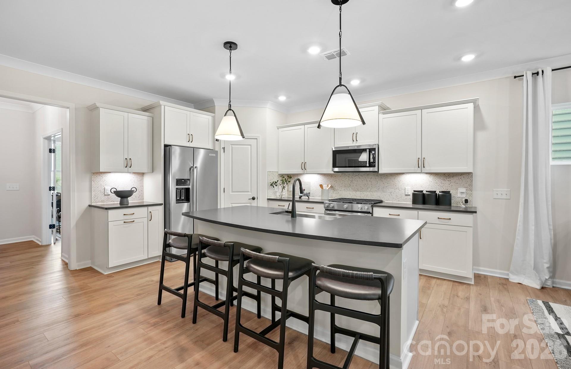 16114 Asterdale Court — Charlotte