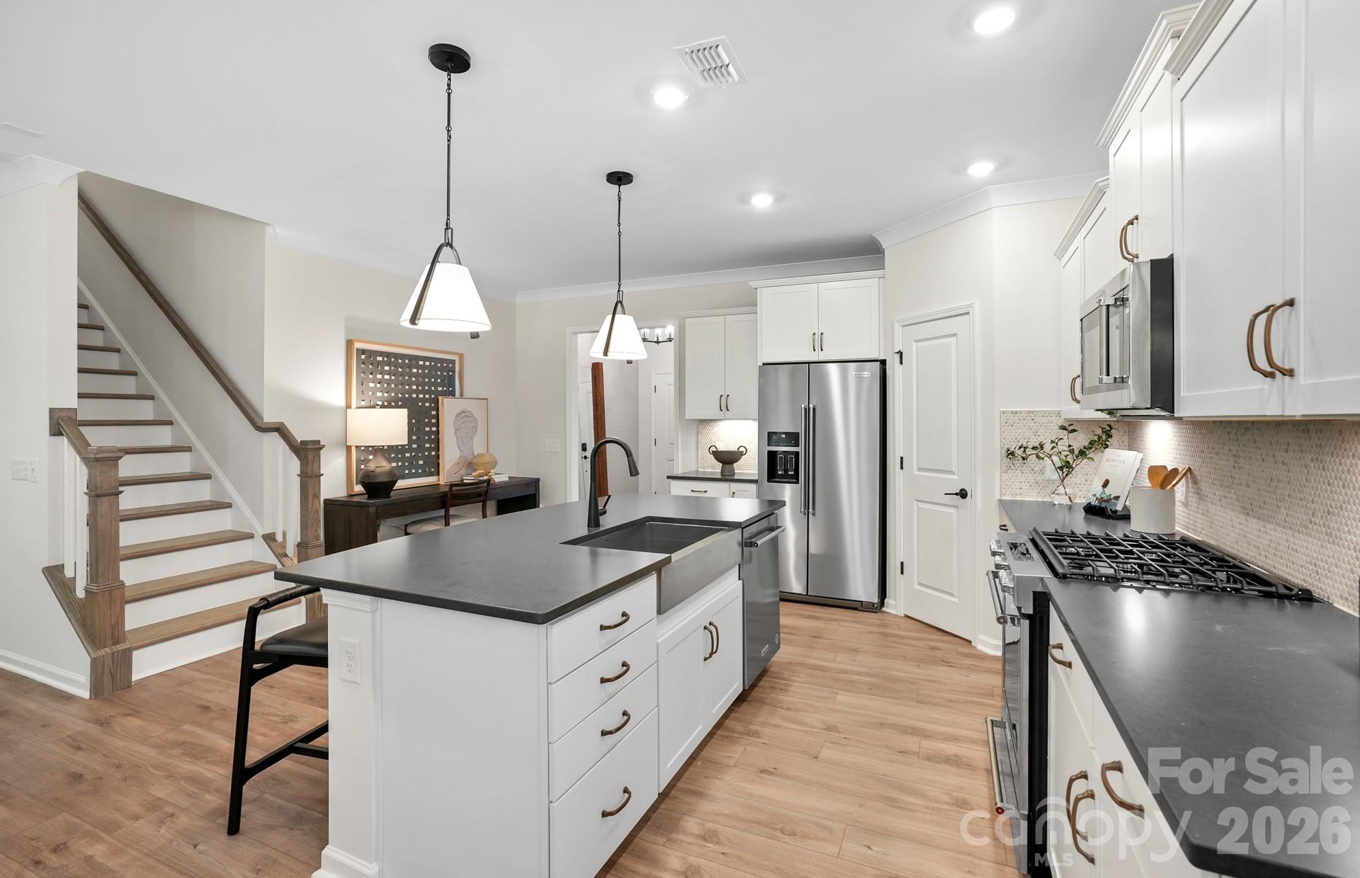 16114 Asterdale Court — Charlotte