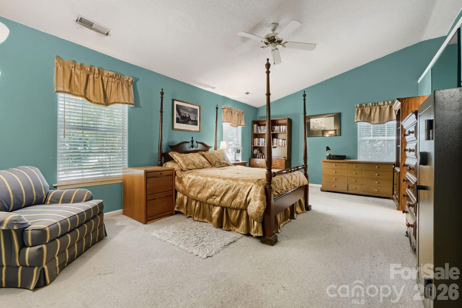 4736 Kirkgard Trail — Charlotte