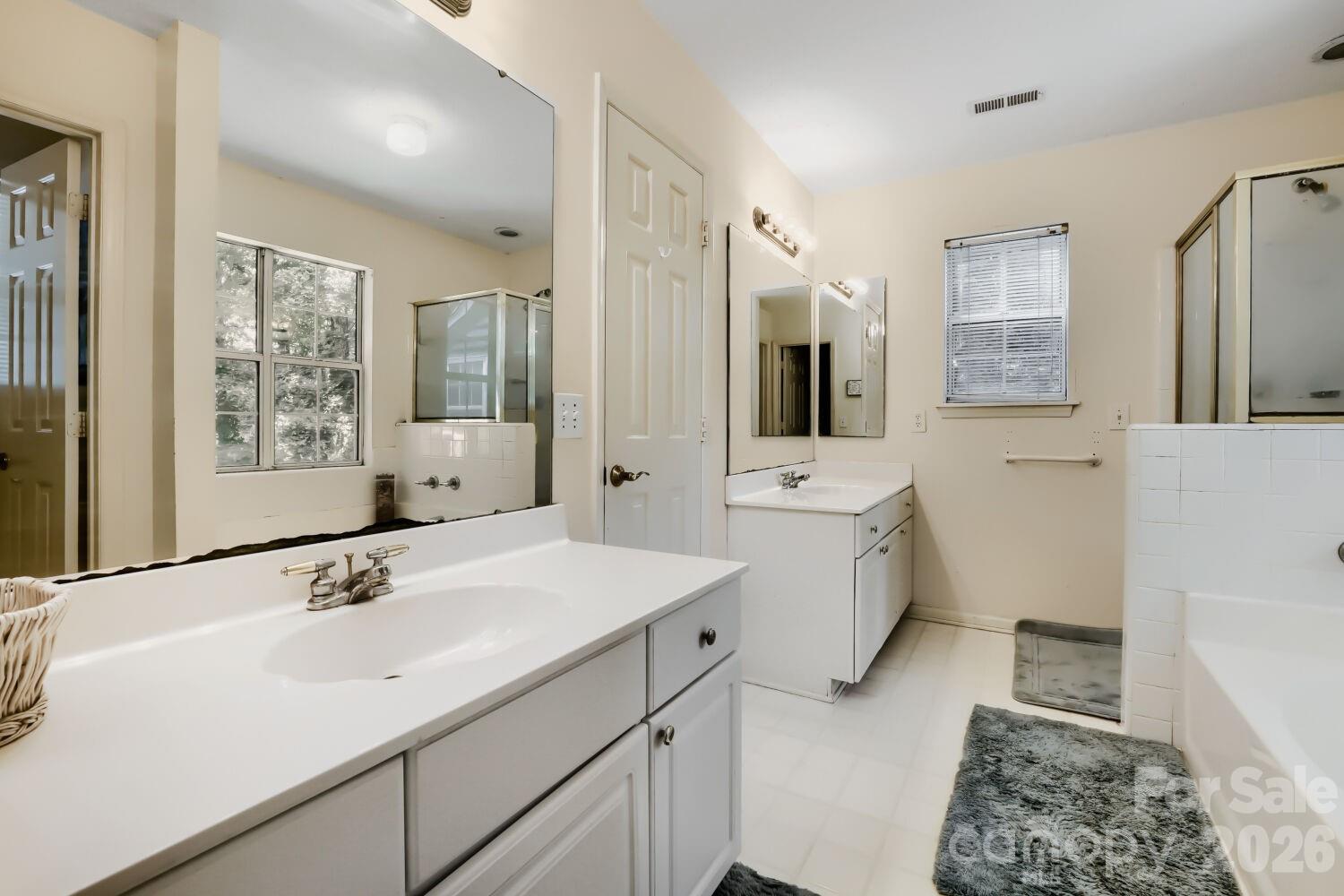 4736 Kirkgard Trail — Charlotte