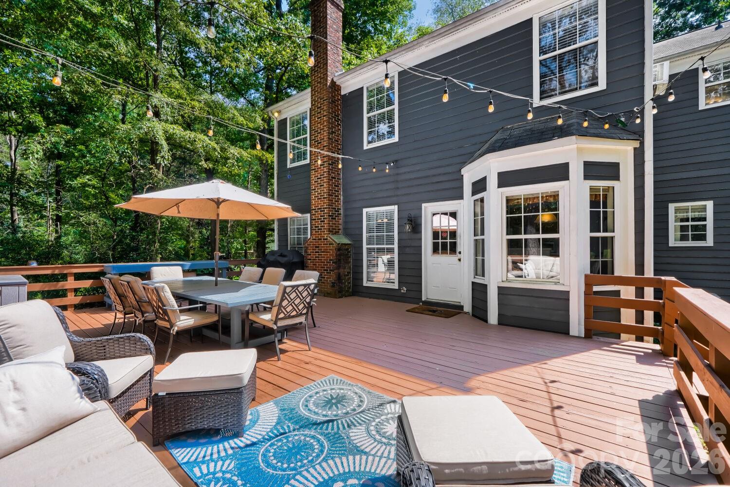4736 Kirkgard Trail — Charlotte