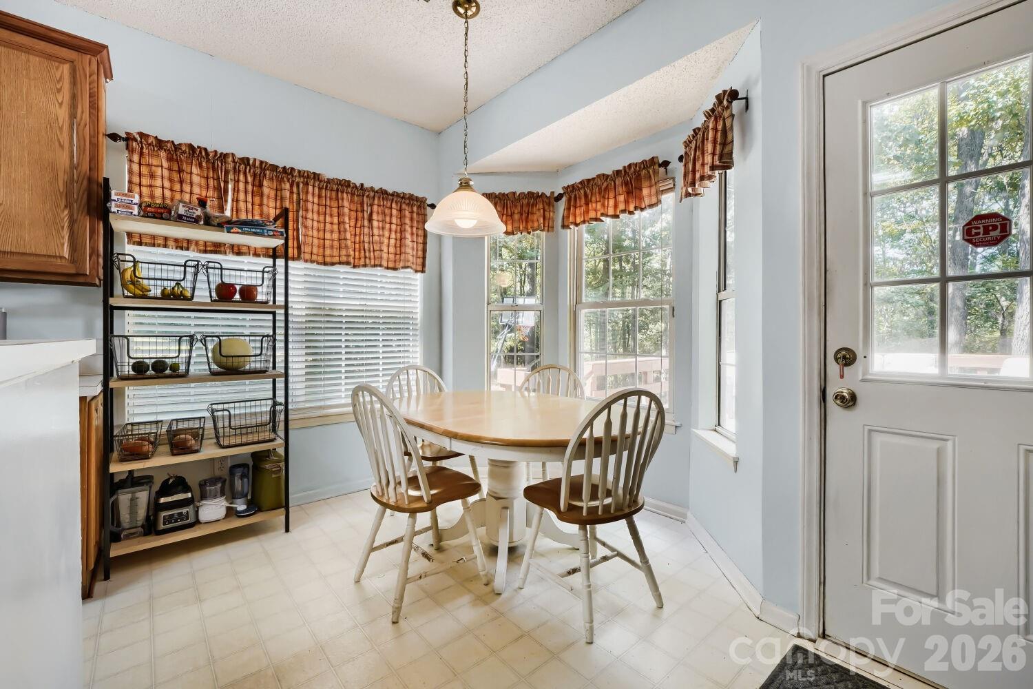 4736 Kirkgard Trail — Charlotte