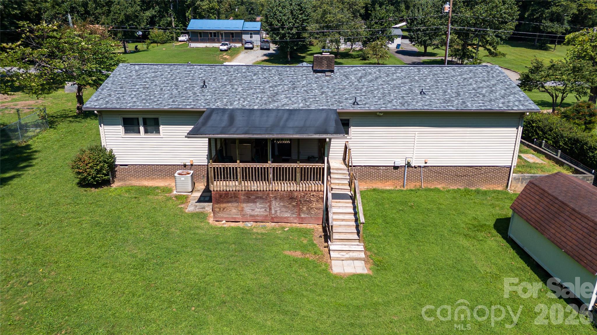 1292 Creekwood Drive — Morganton