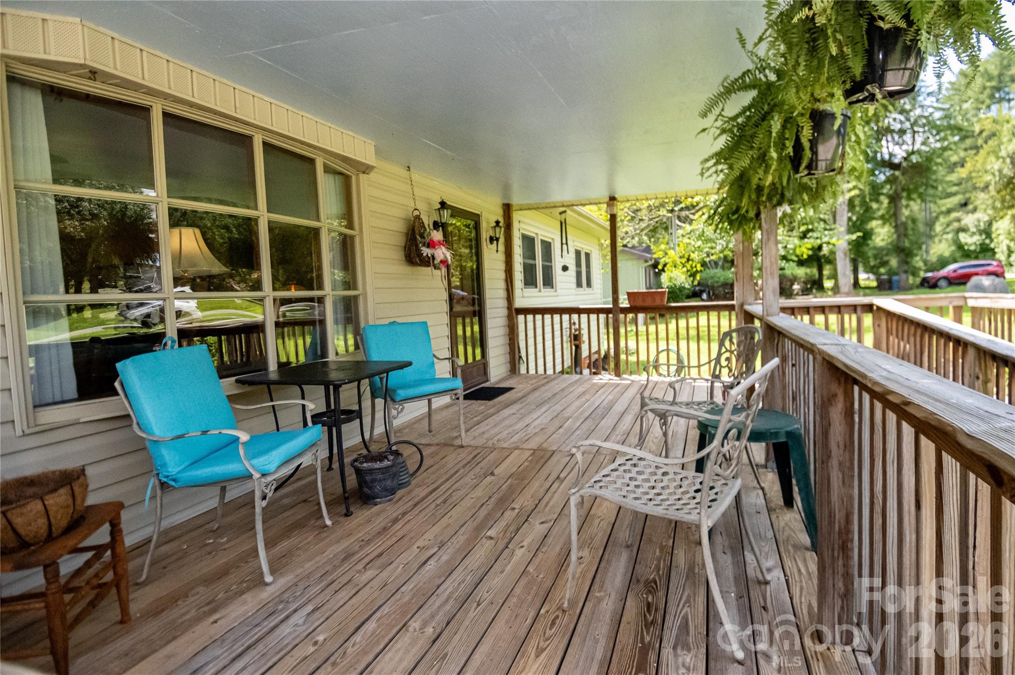 1292 Creekwood Drive — Morganton