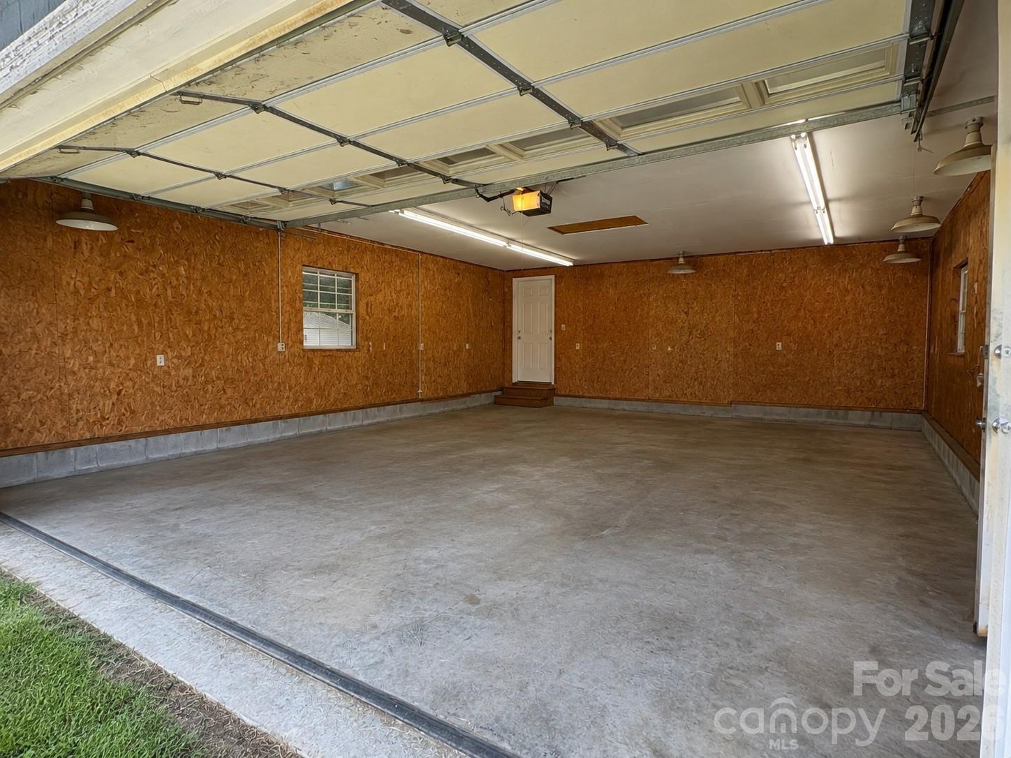 1001 Klondale Avenue — Kannapolis