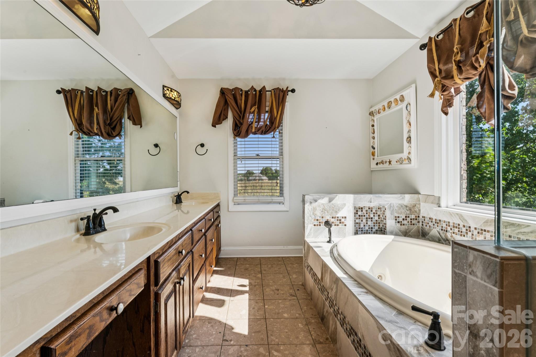 5606 Lander Benton Road — Monroe