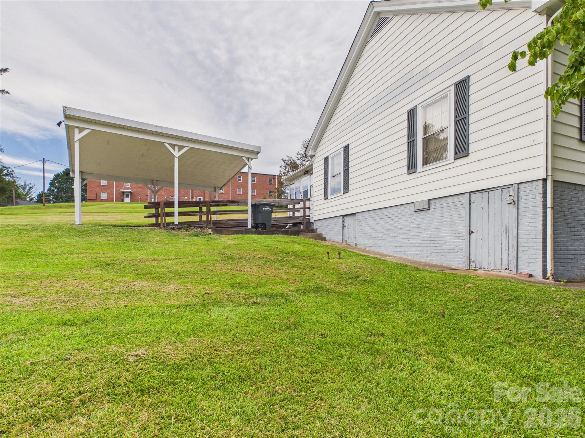 107 Mimosa Avenue — Rhodhiss