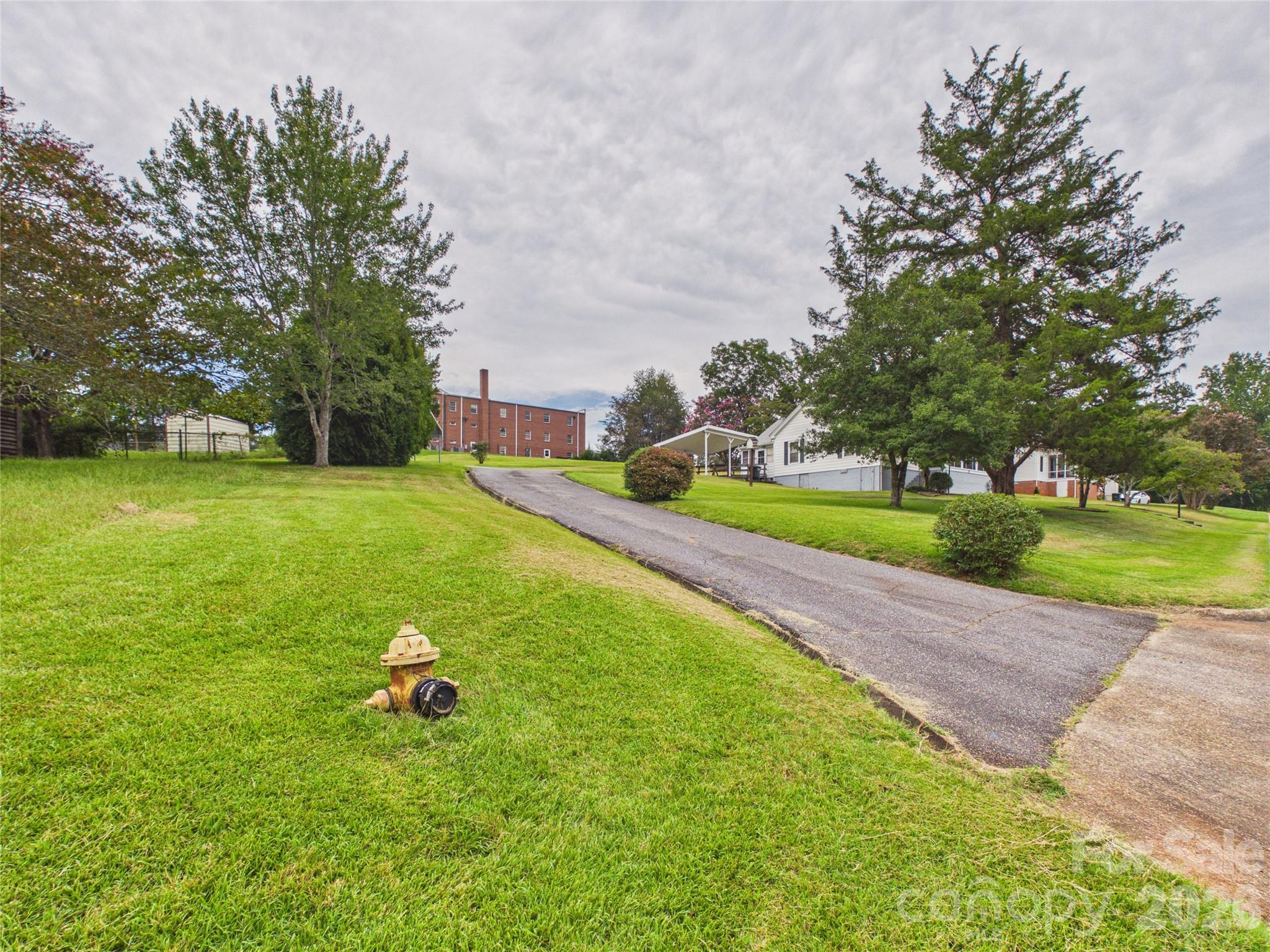 107 Mimosa Avenue — Rhodhiss