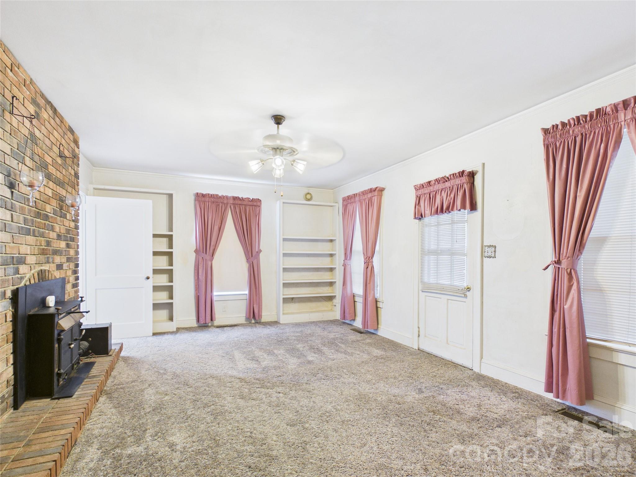 107 Mimosa Avenue — Rhodhiss