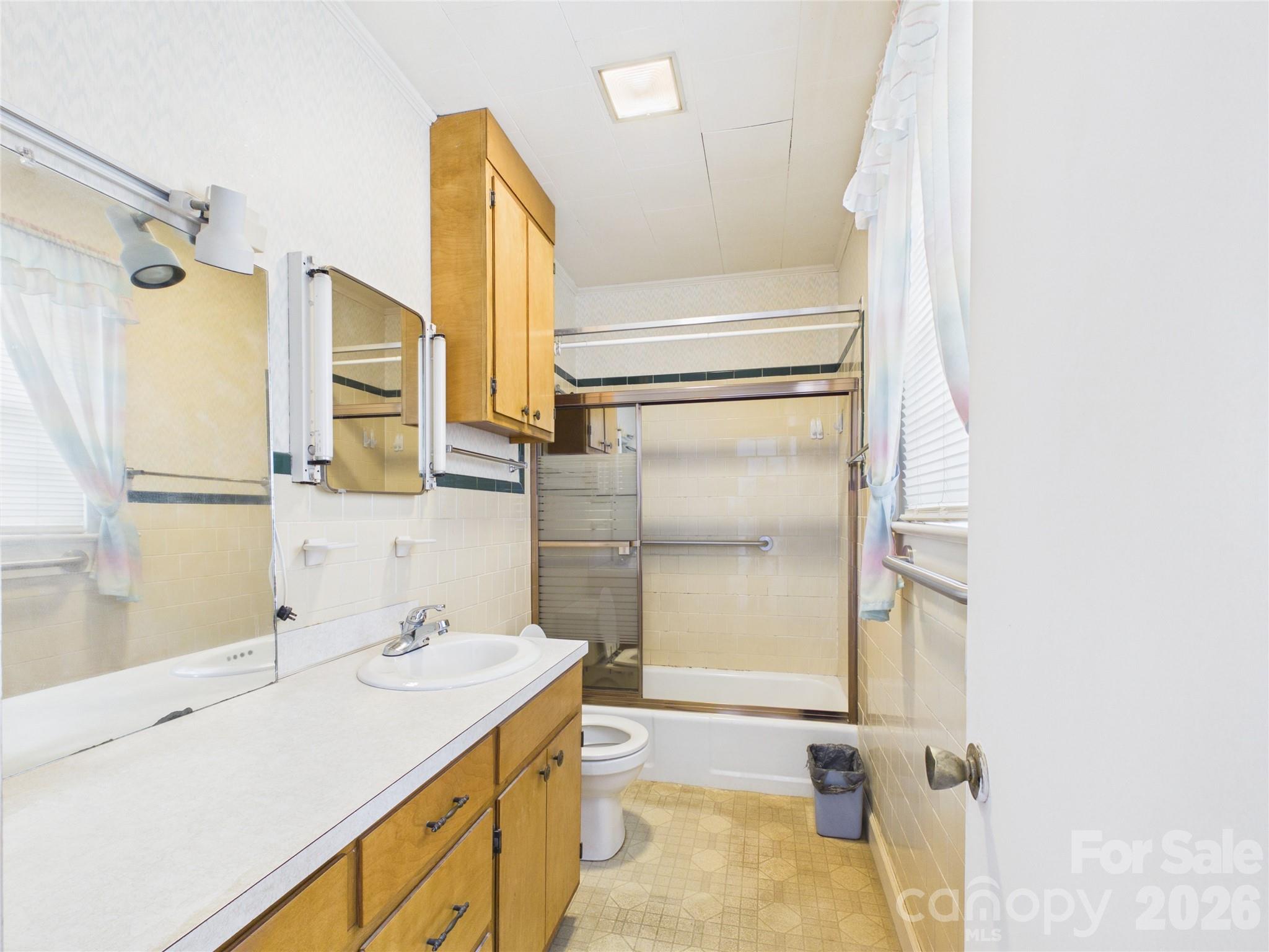107 Mimosa Avenue — Rhodhiss