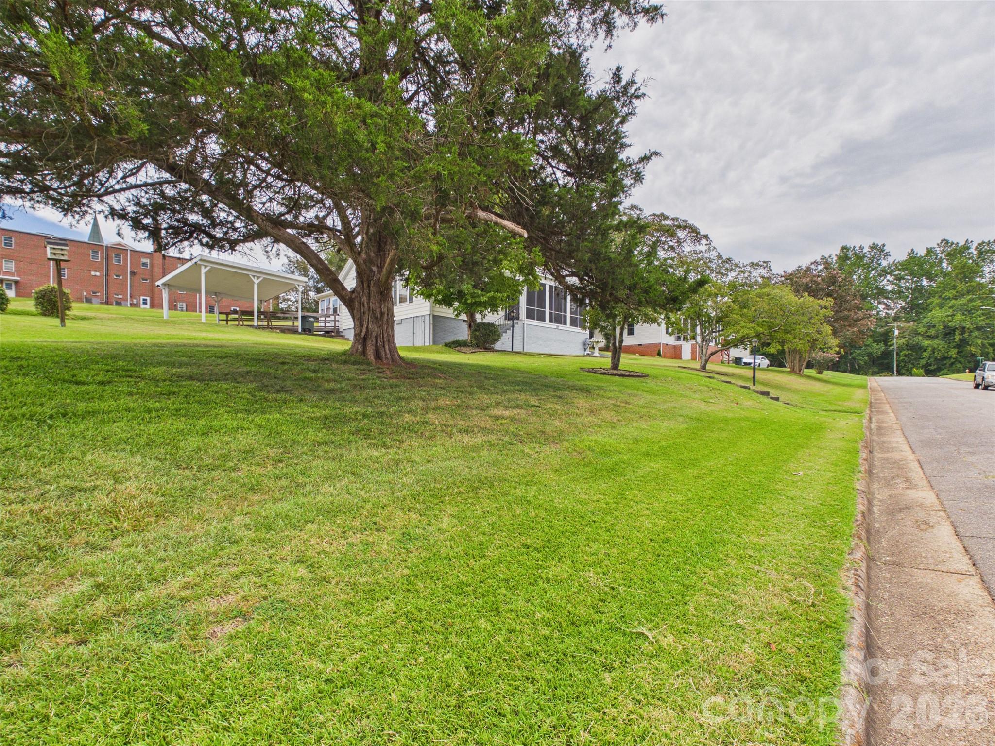 107 Mimosa Avenue — Rhodhiss