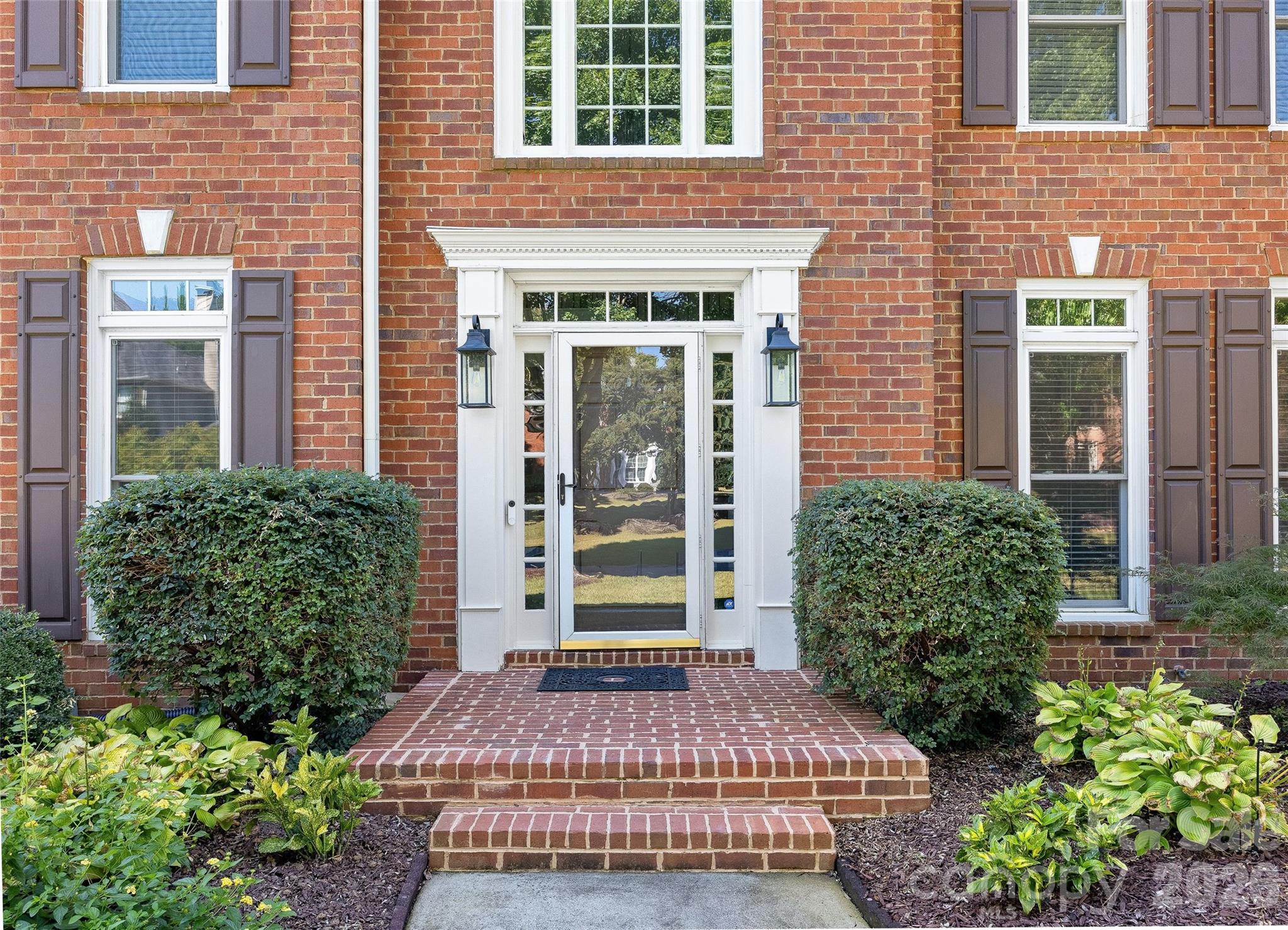 9533 St Barts Lane — Huntersville