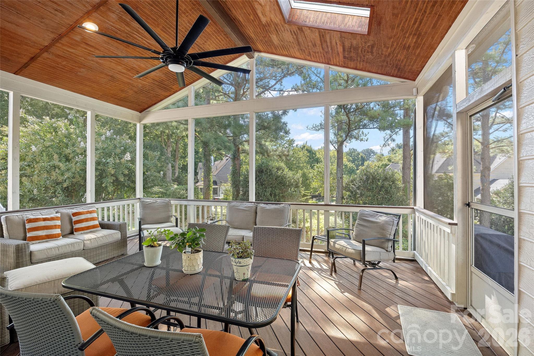 9533 St Barts Lane — Huntersville