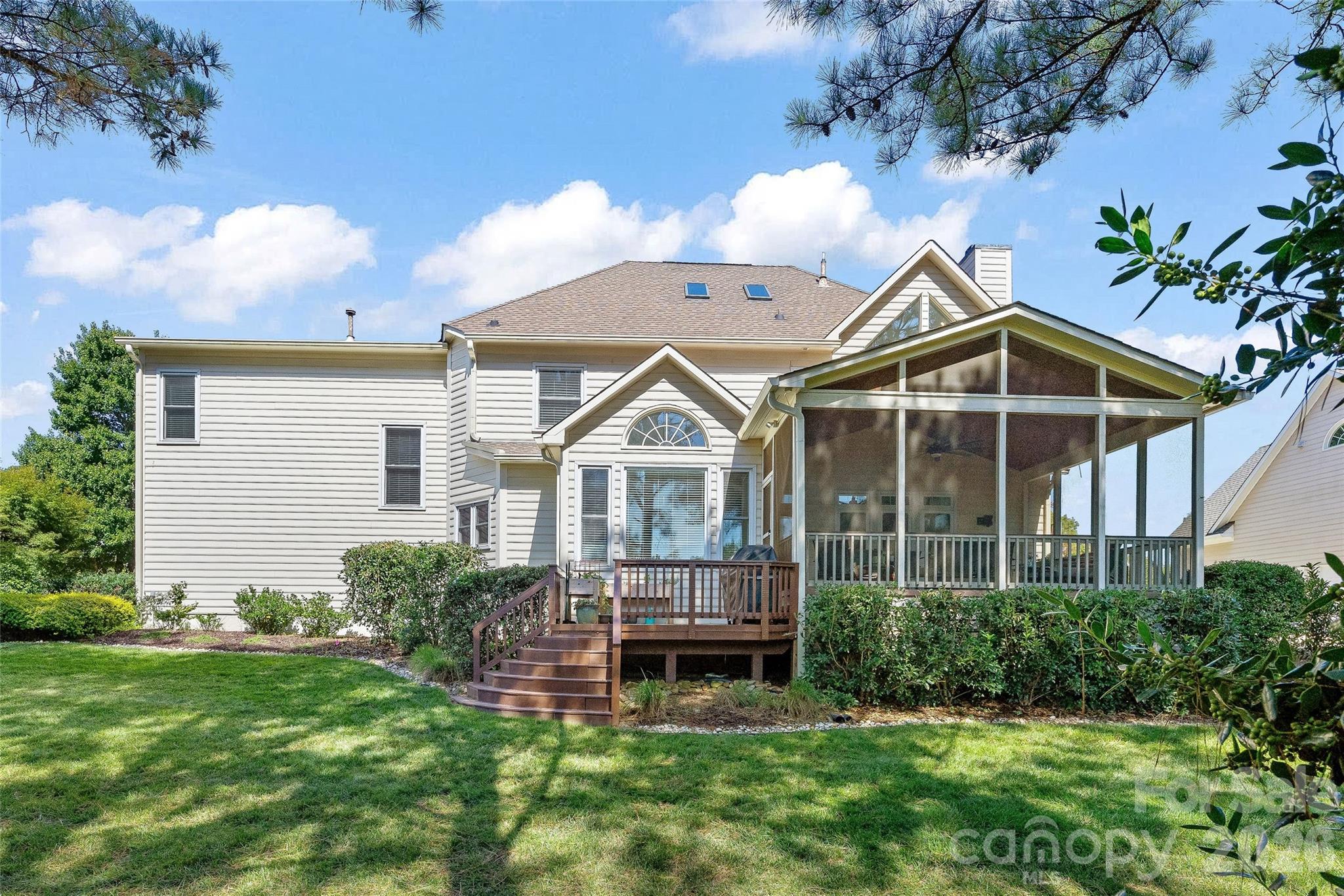 9533 St Barts Lane — Huntersville